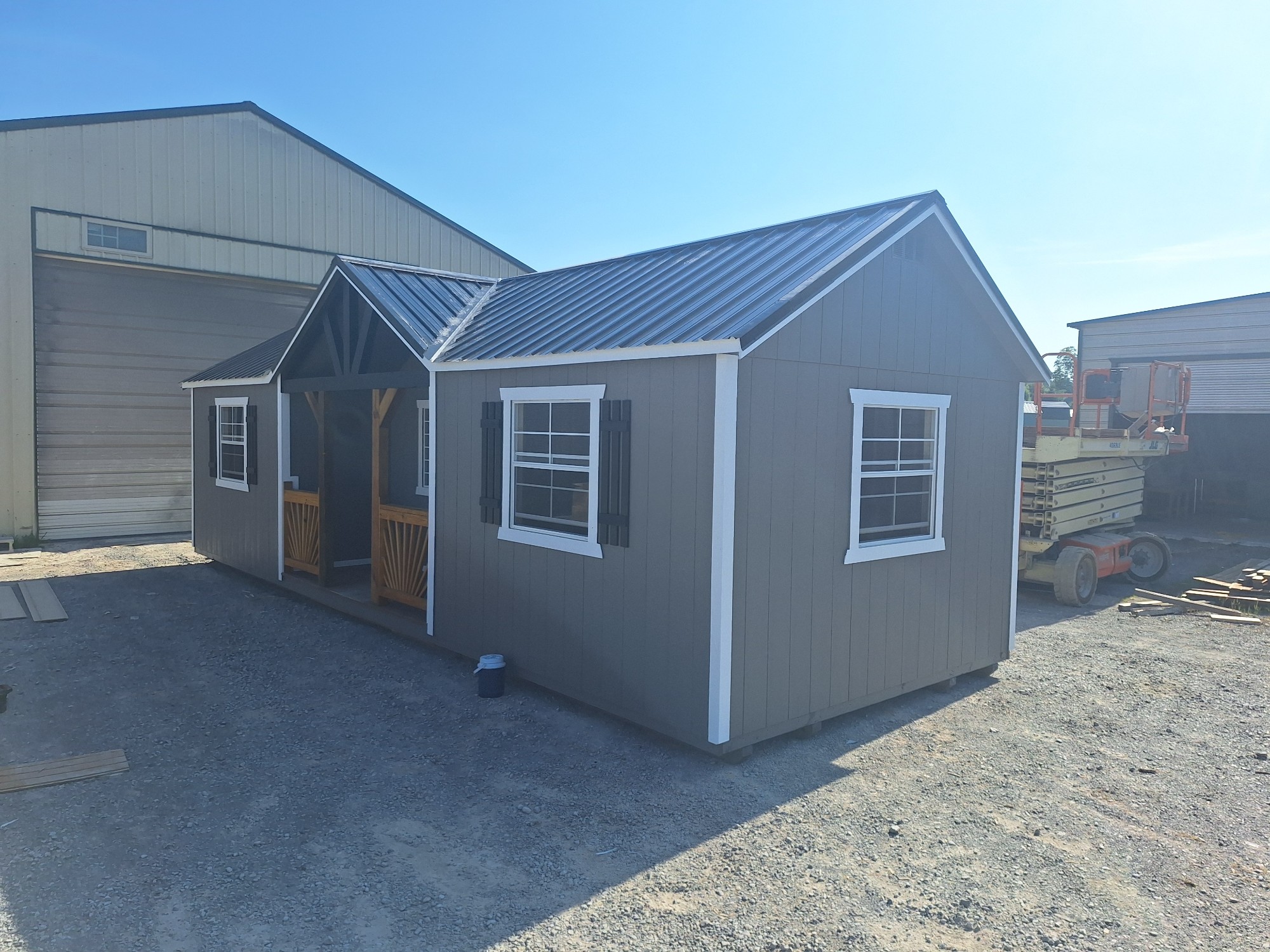 Utility Center Porch - 12x32