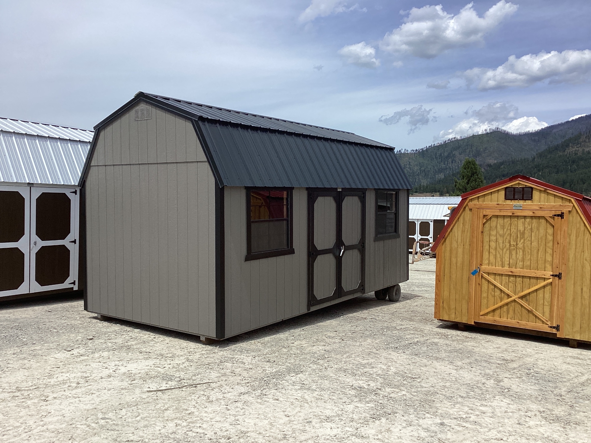 Lofted Barn - 10x20