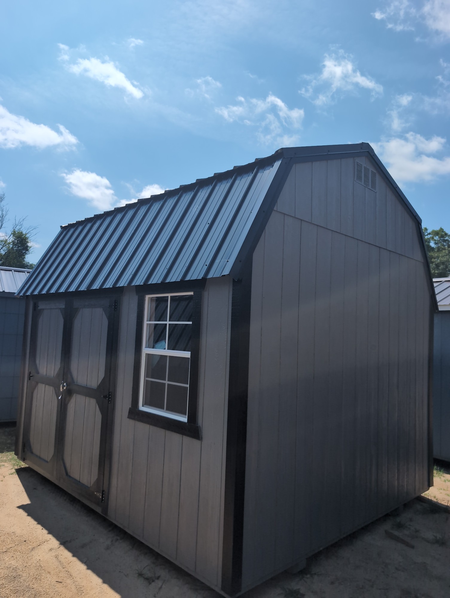Lofted Barn - 10x12