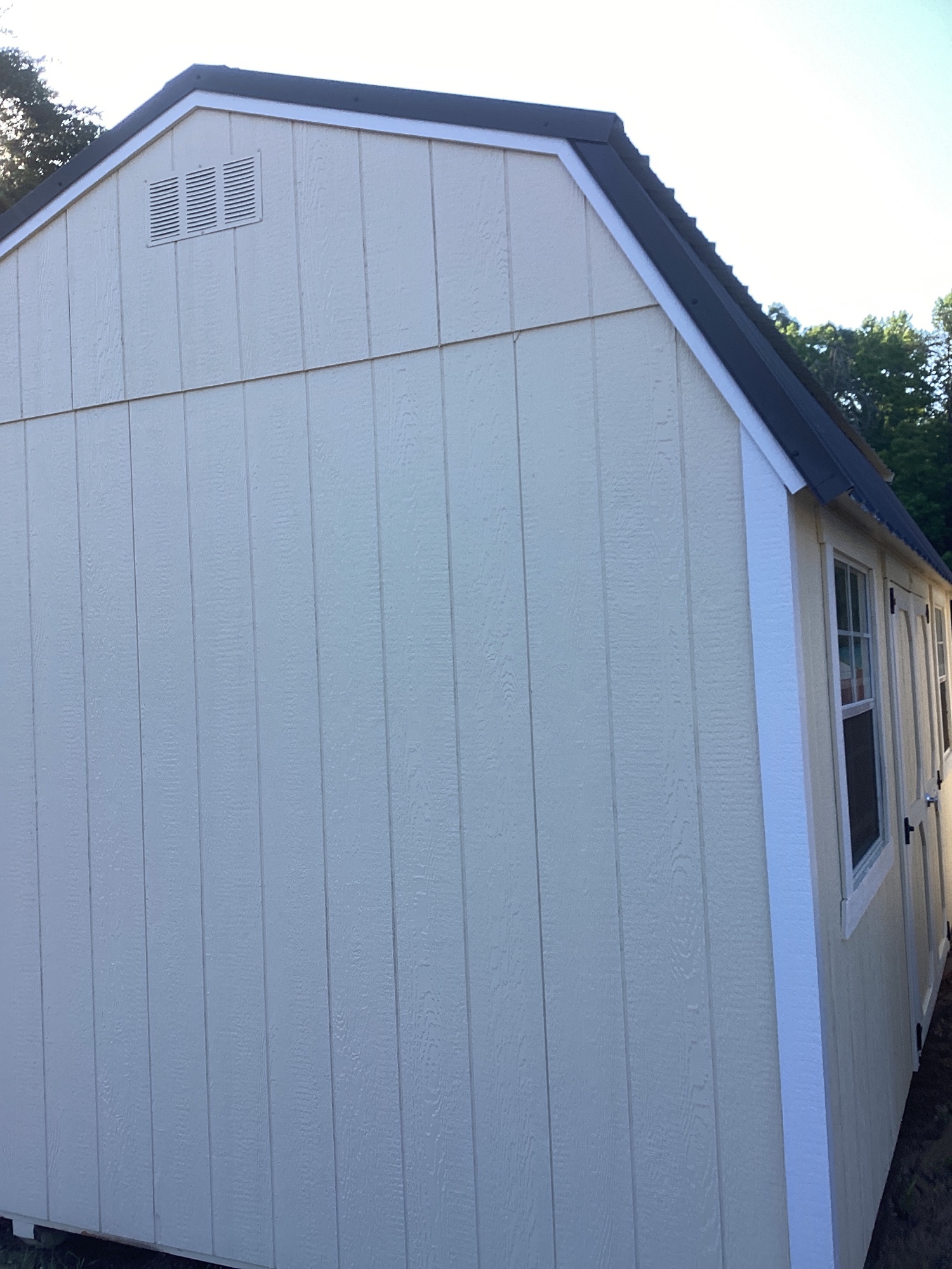 Lofted Barn - 10x20