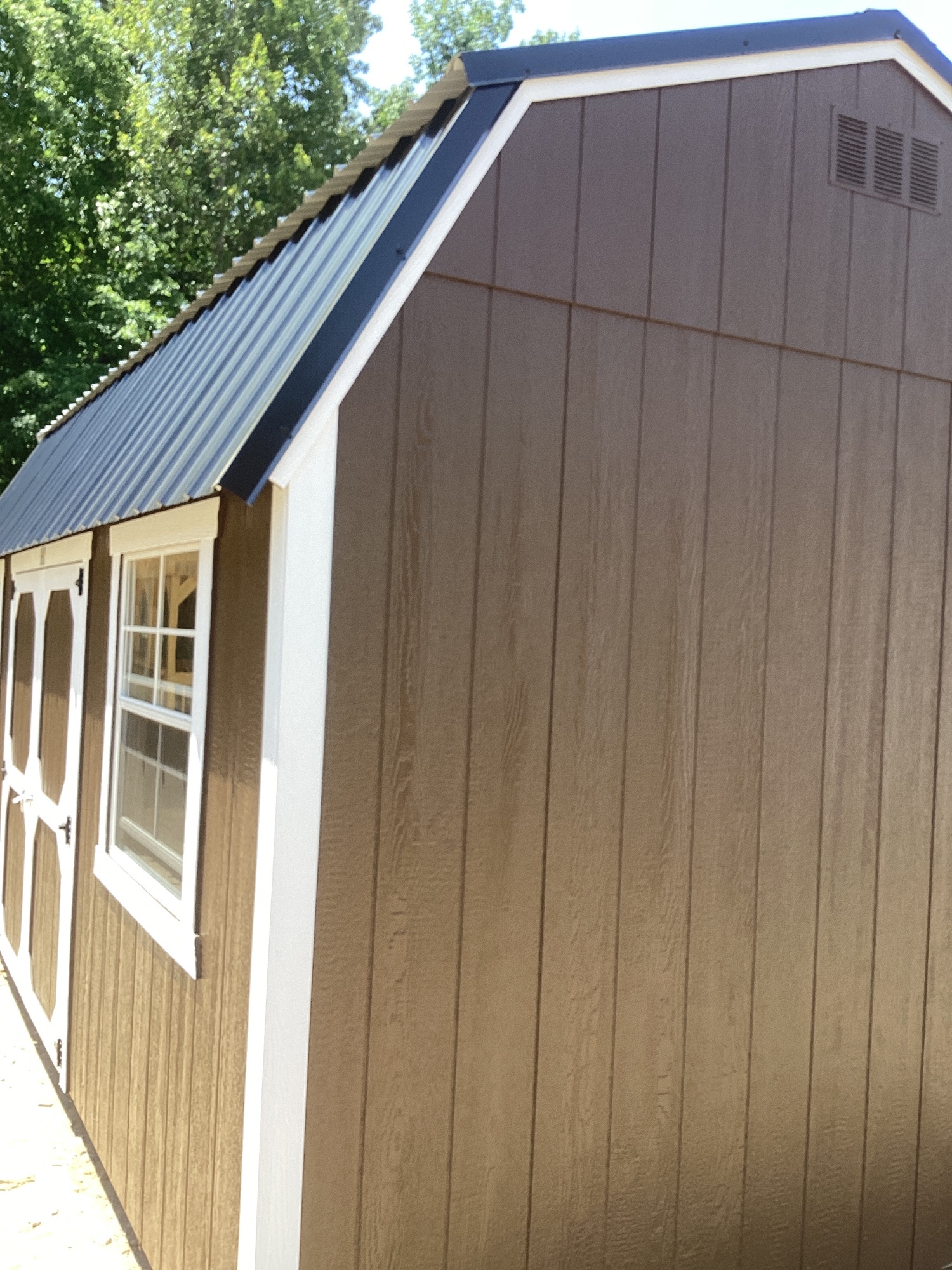 Lofted Barn - 10x20