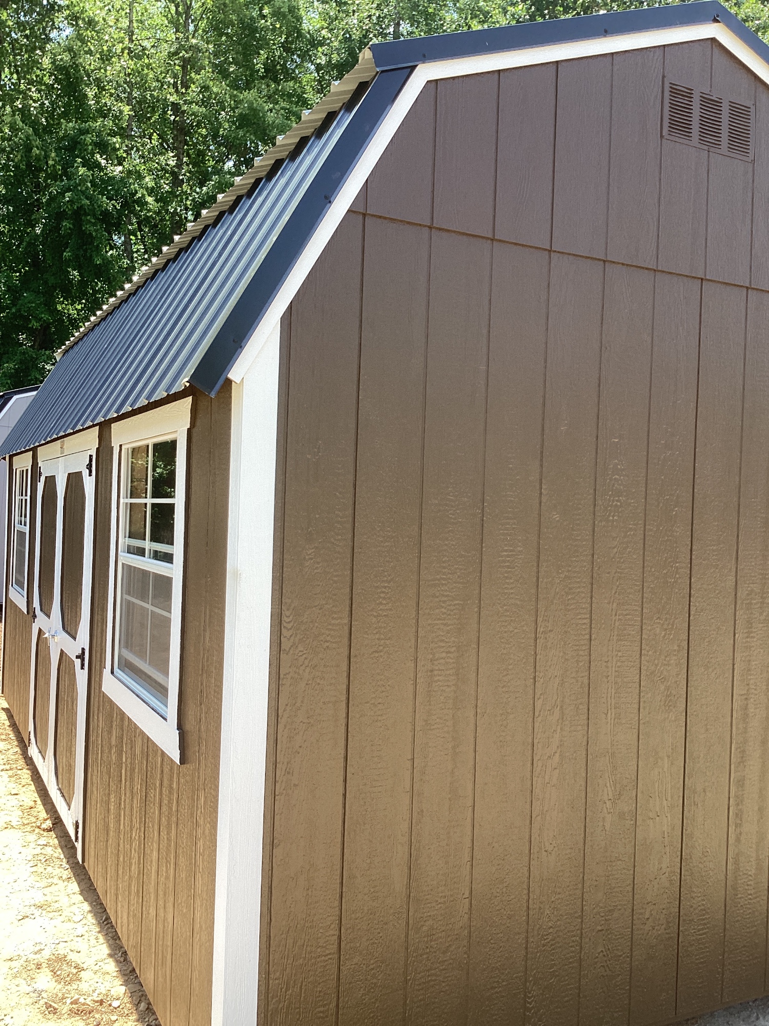 Lofted Barn - 10x20