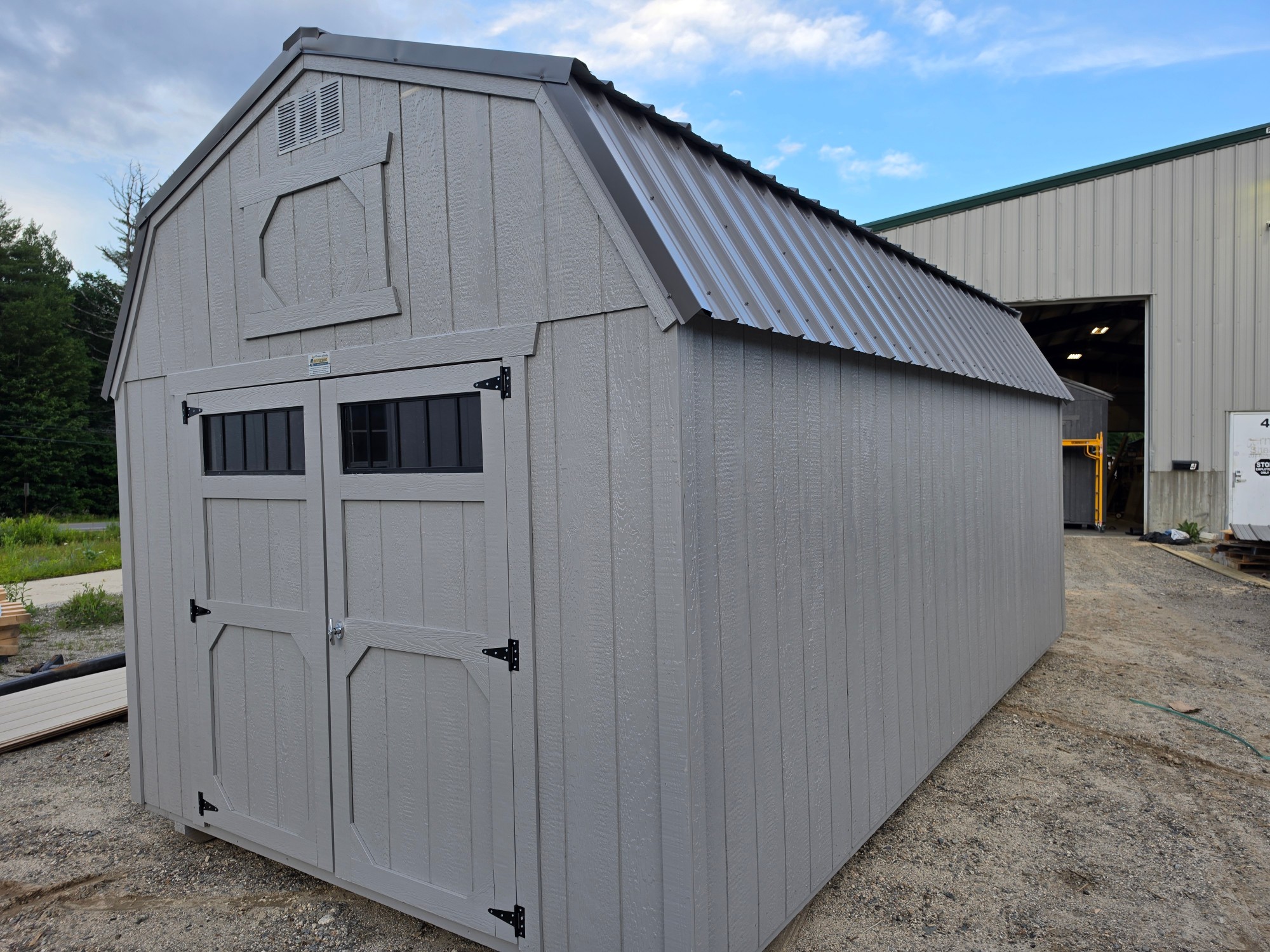 Lofted Barn - 10x20