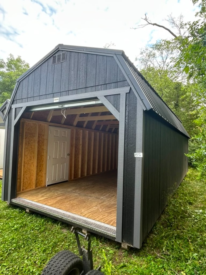 Lofted Barn Garage - 12x28