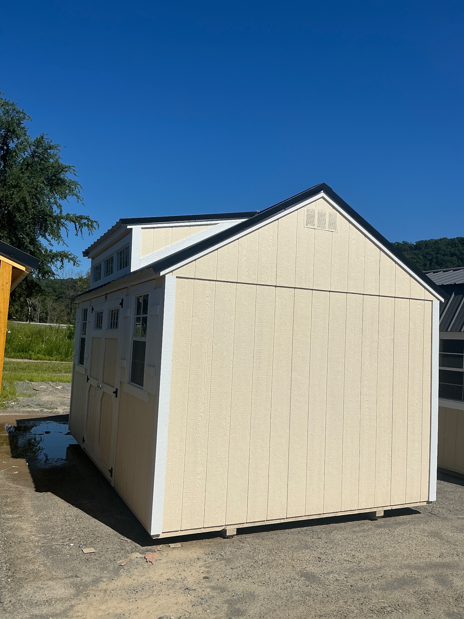 Utility Dormer - 10x16