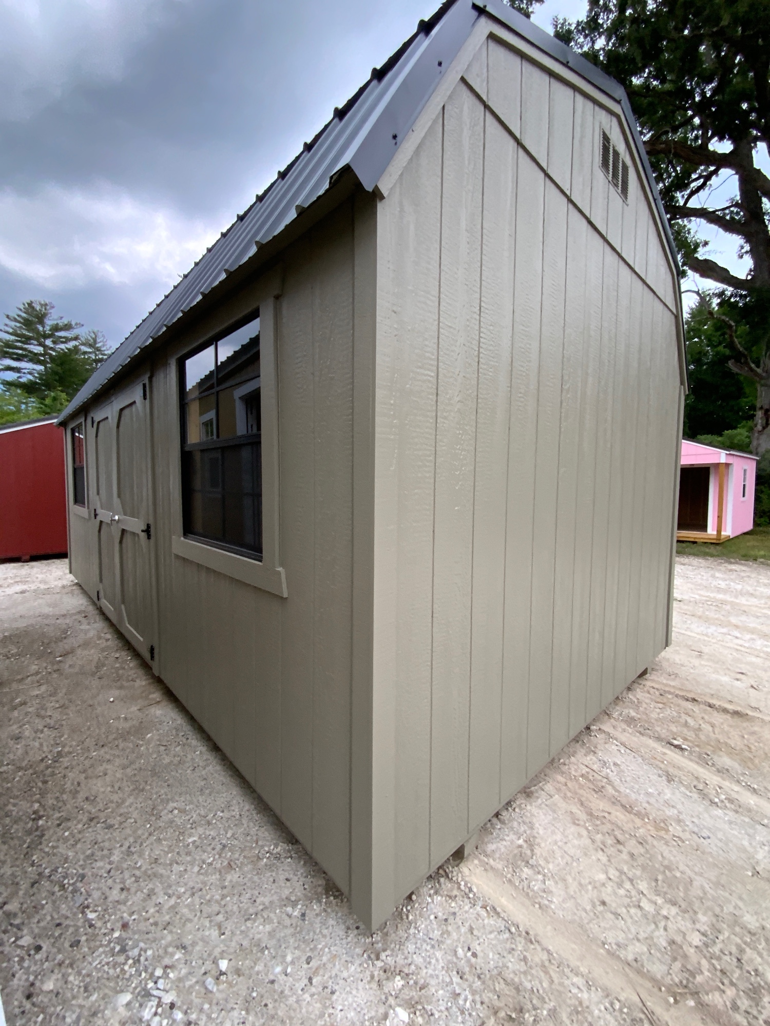 Lofted Barn - 10x20