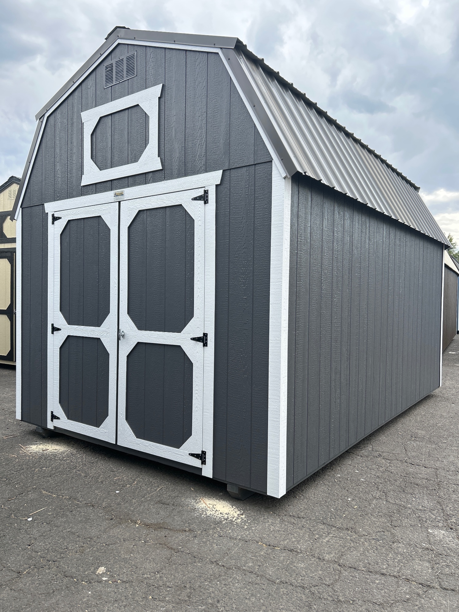 Lofted Barn - 10x16