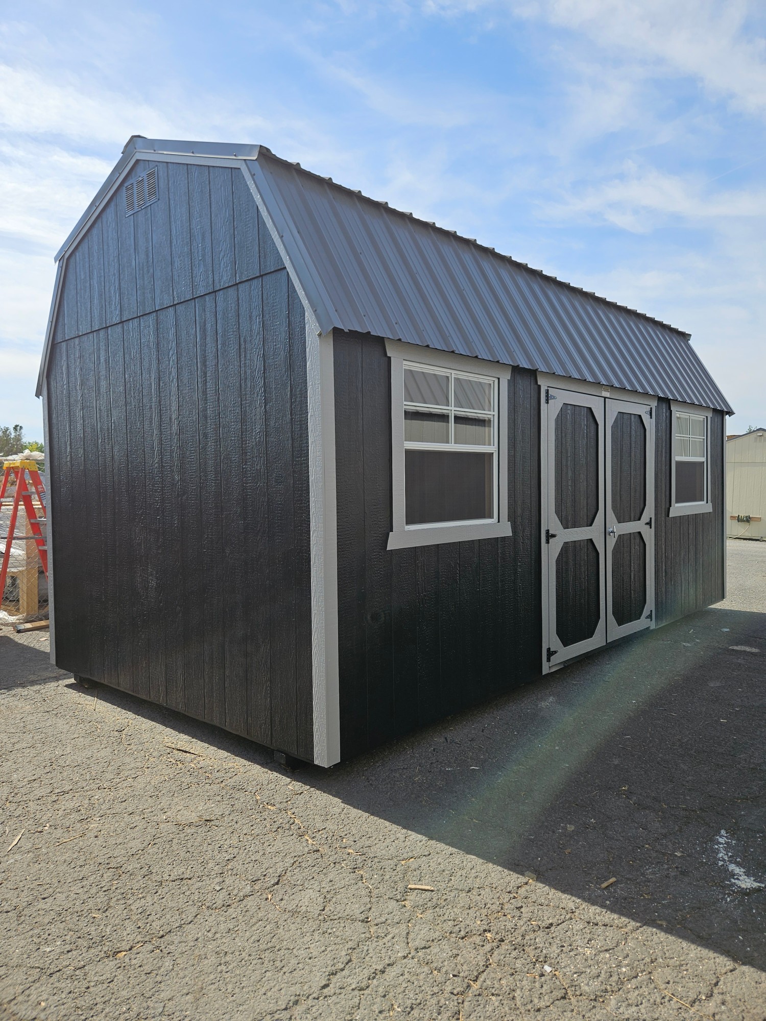 Lofted Barn - 10x20