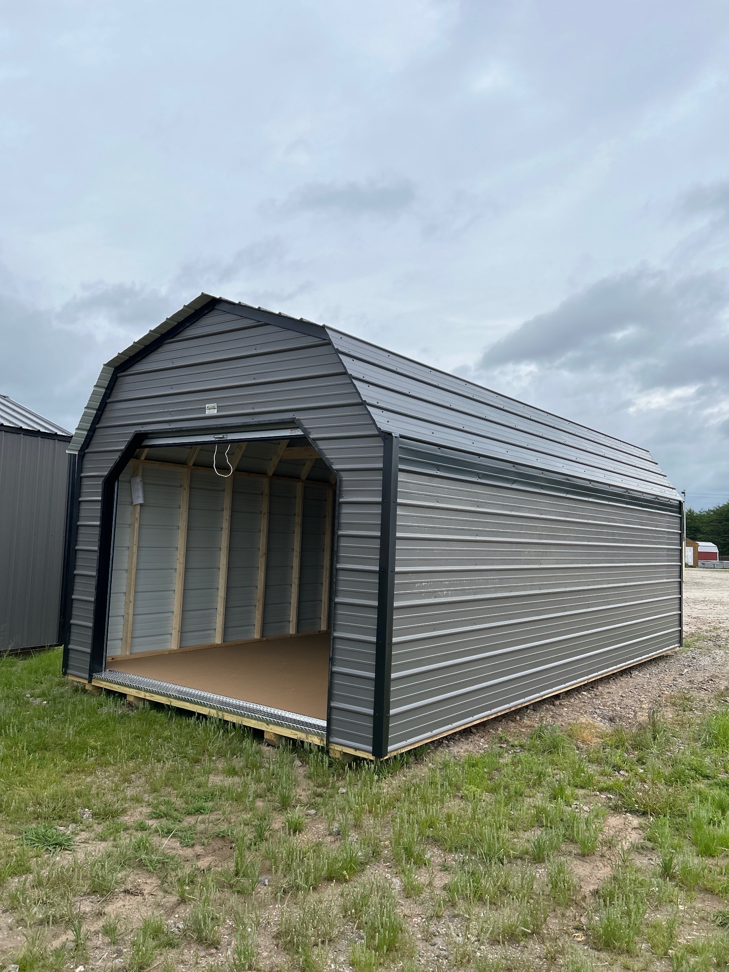 Metal Lofted - 12x24