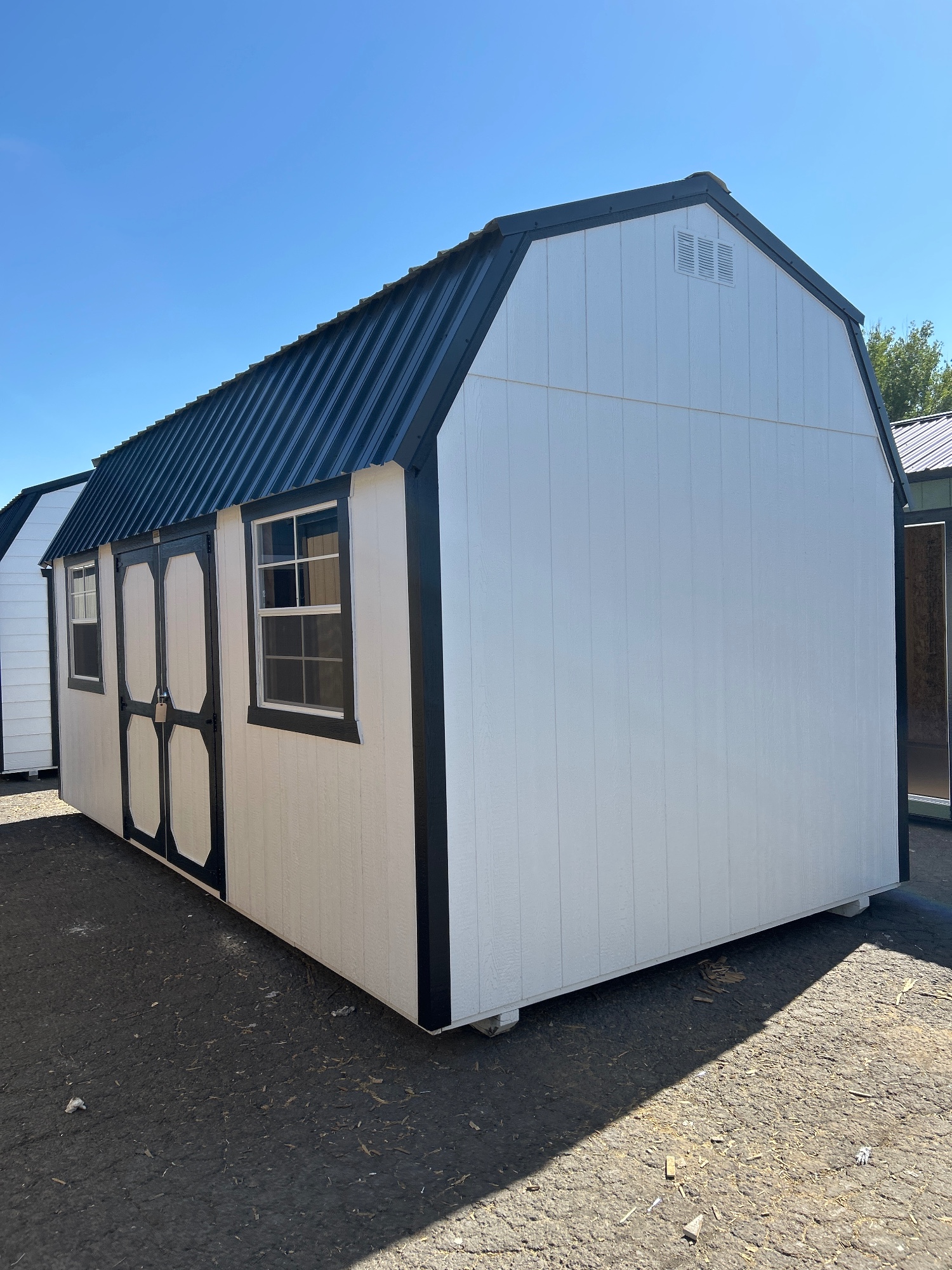 Lofted Barn - 10x20