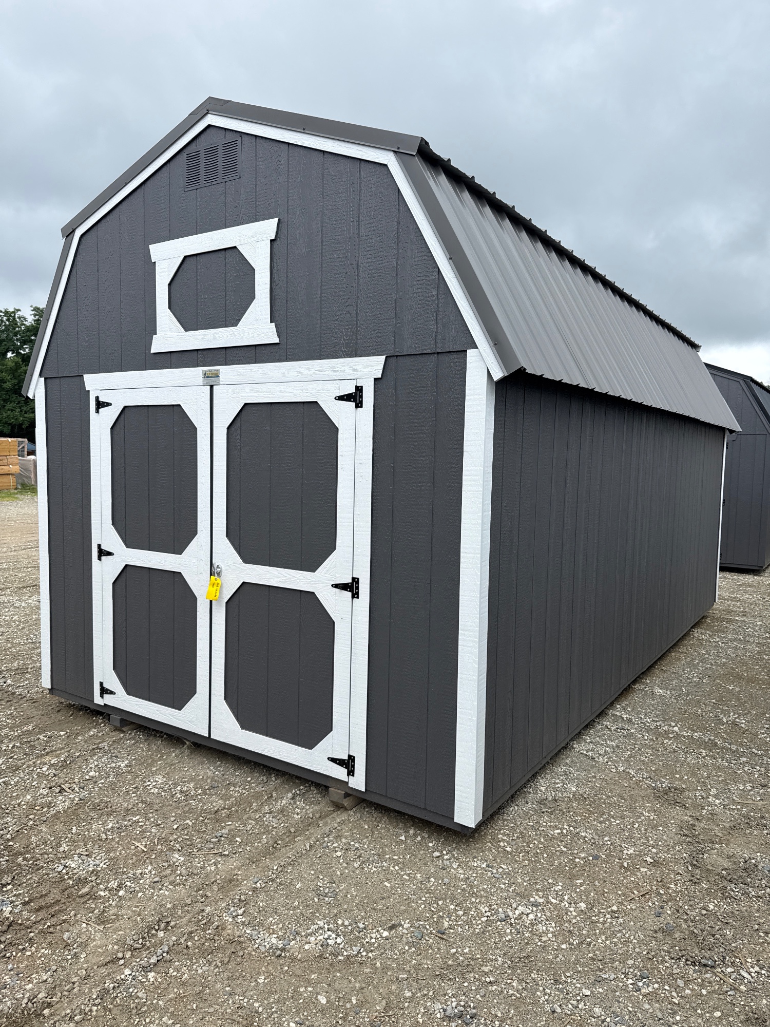 Lofted Barn - 10x20