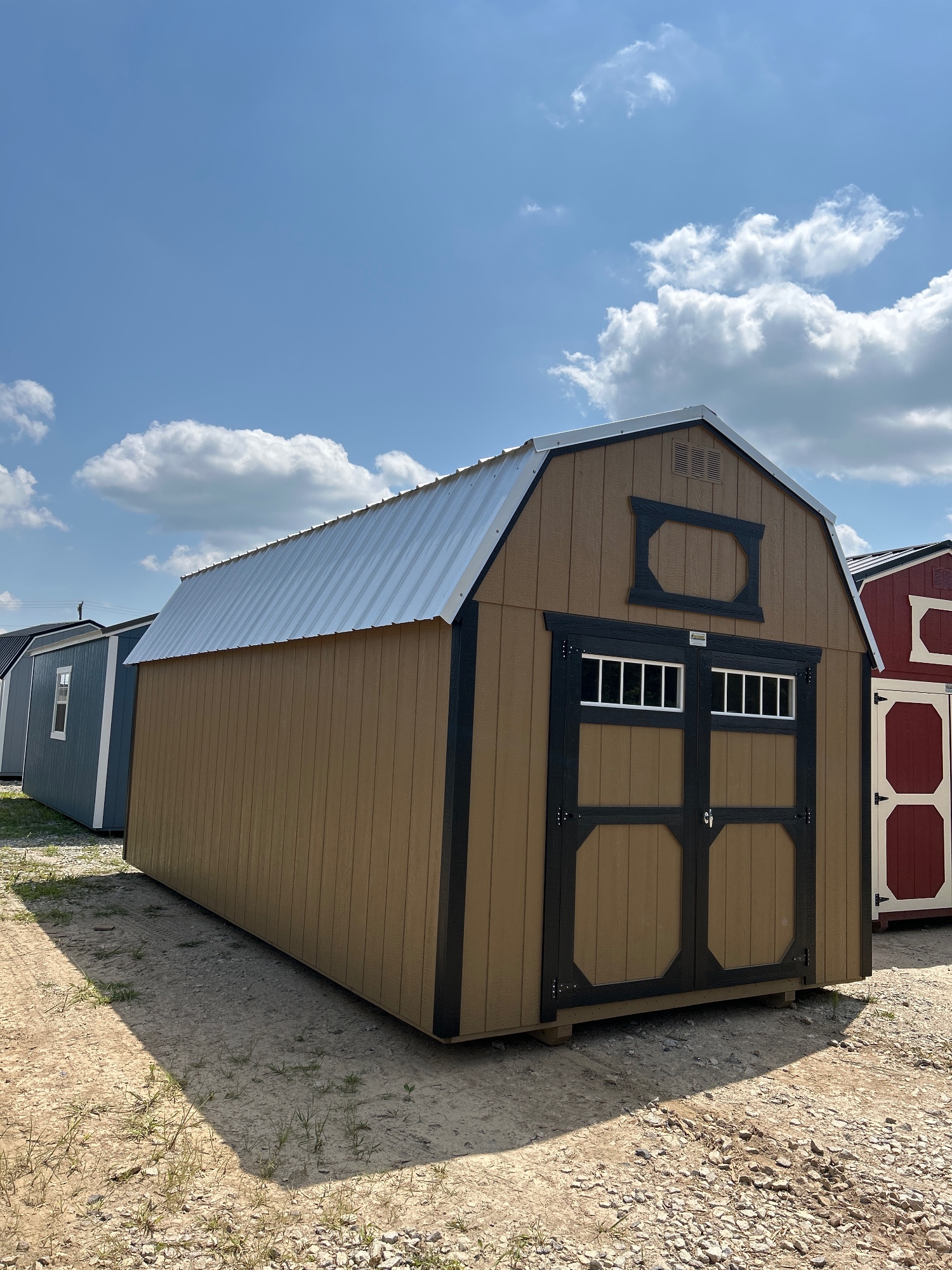 Lofted Barn - 10x20