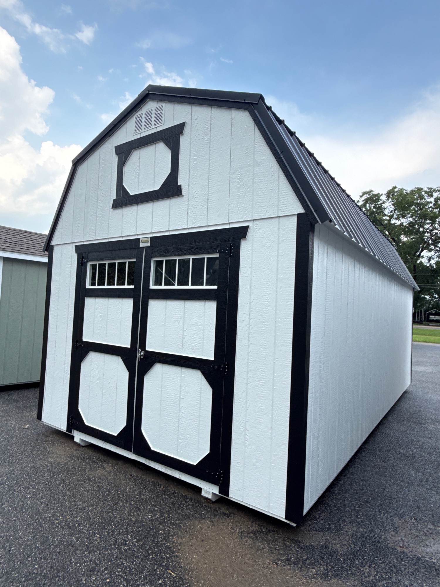 Lofted Barn - 10x20