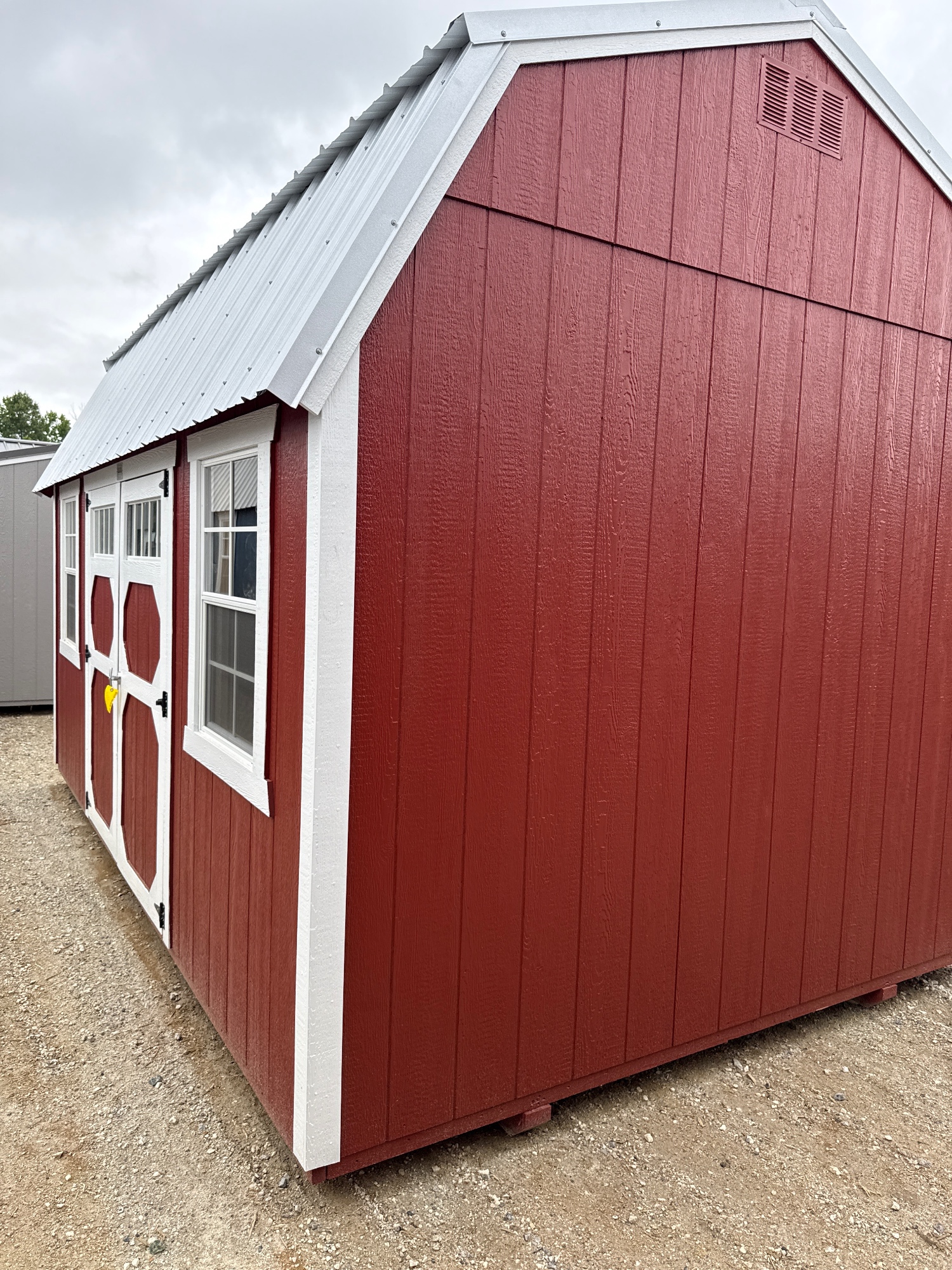 Lofted Barn - 10x16