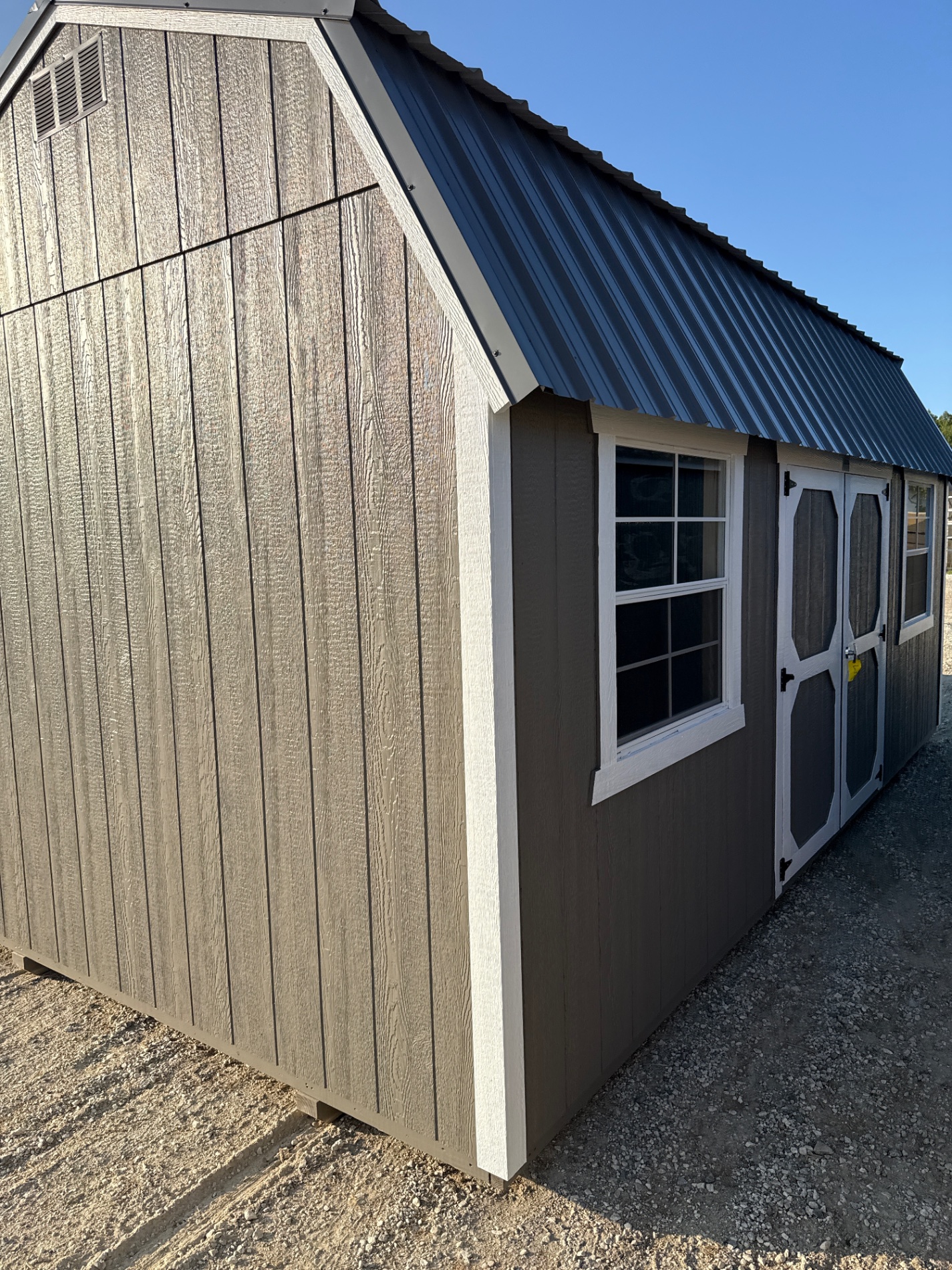 Lofted Barn - 10x20