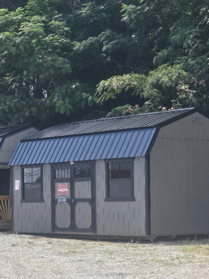 #13 Lofted Barn - 12x20
