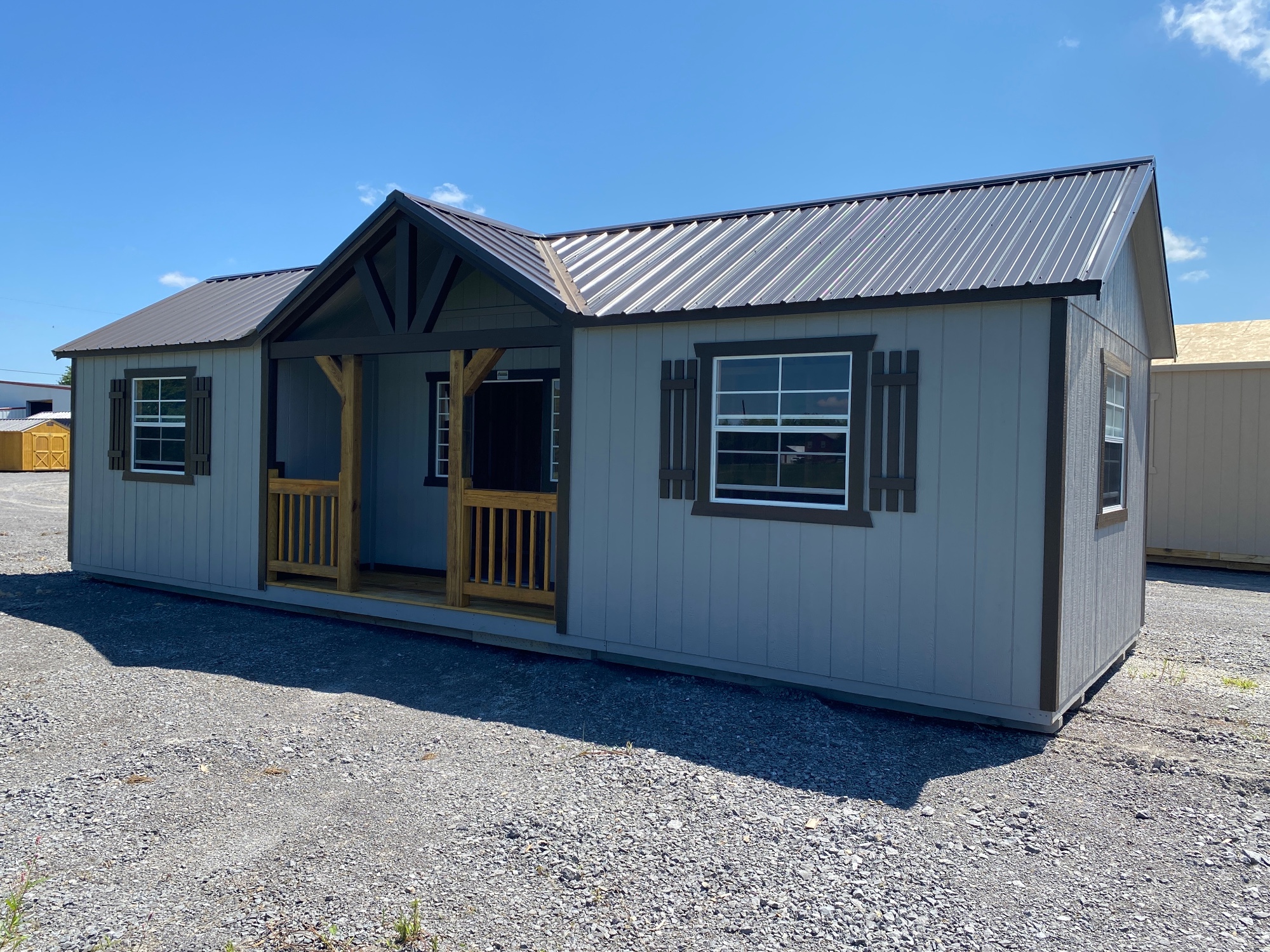 Utility Center Porch - 12x32