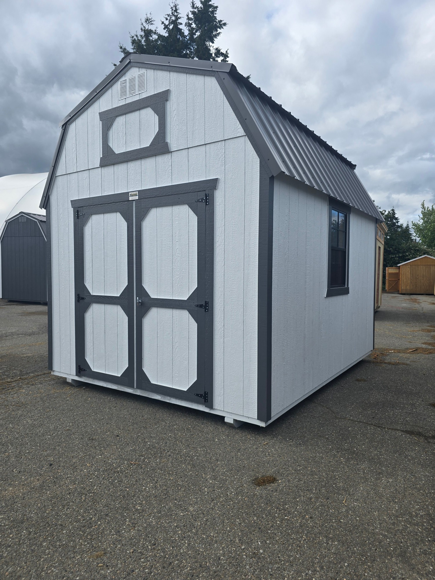Lofted Barn - 10x12