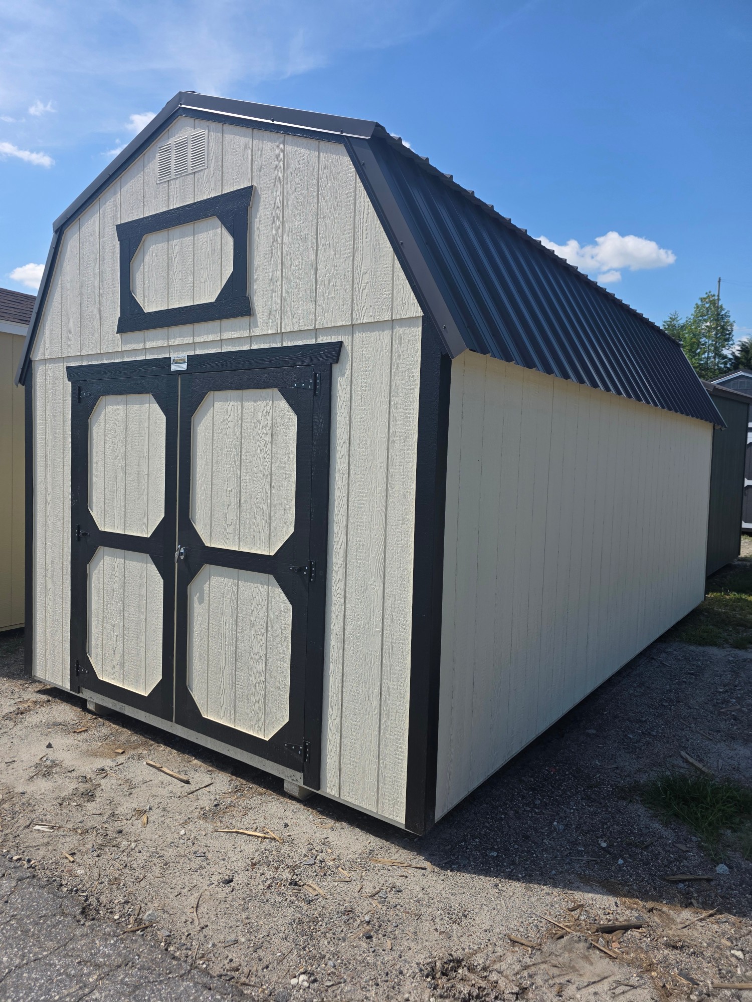 Lofted Barn - 10x20