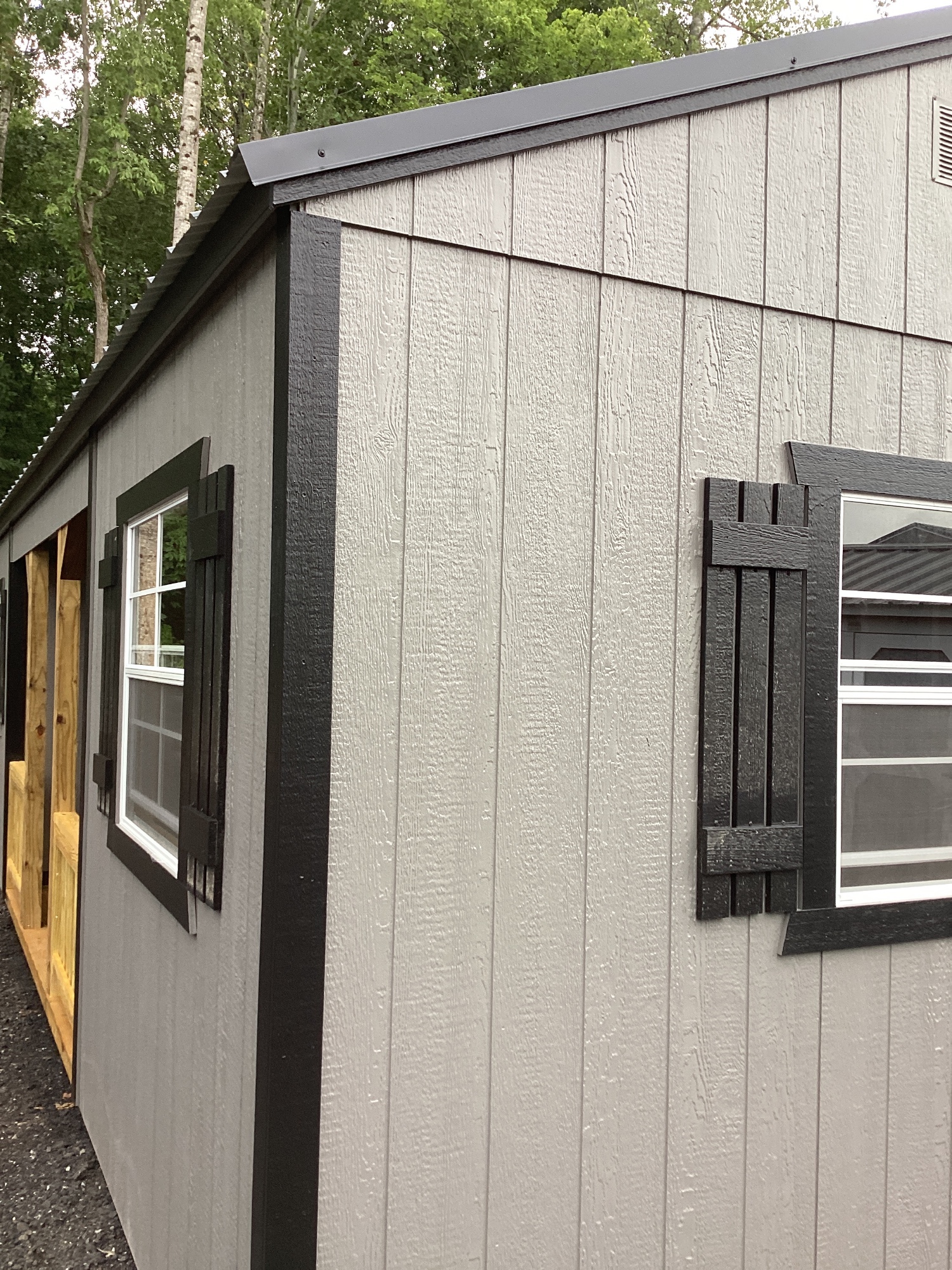 Utility Center Porch - 12x28