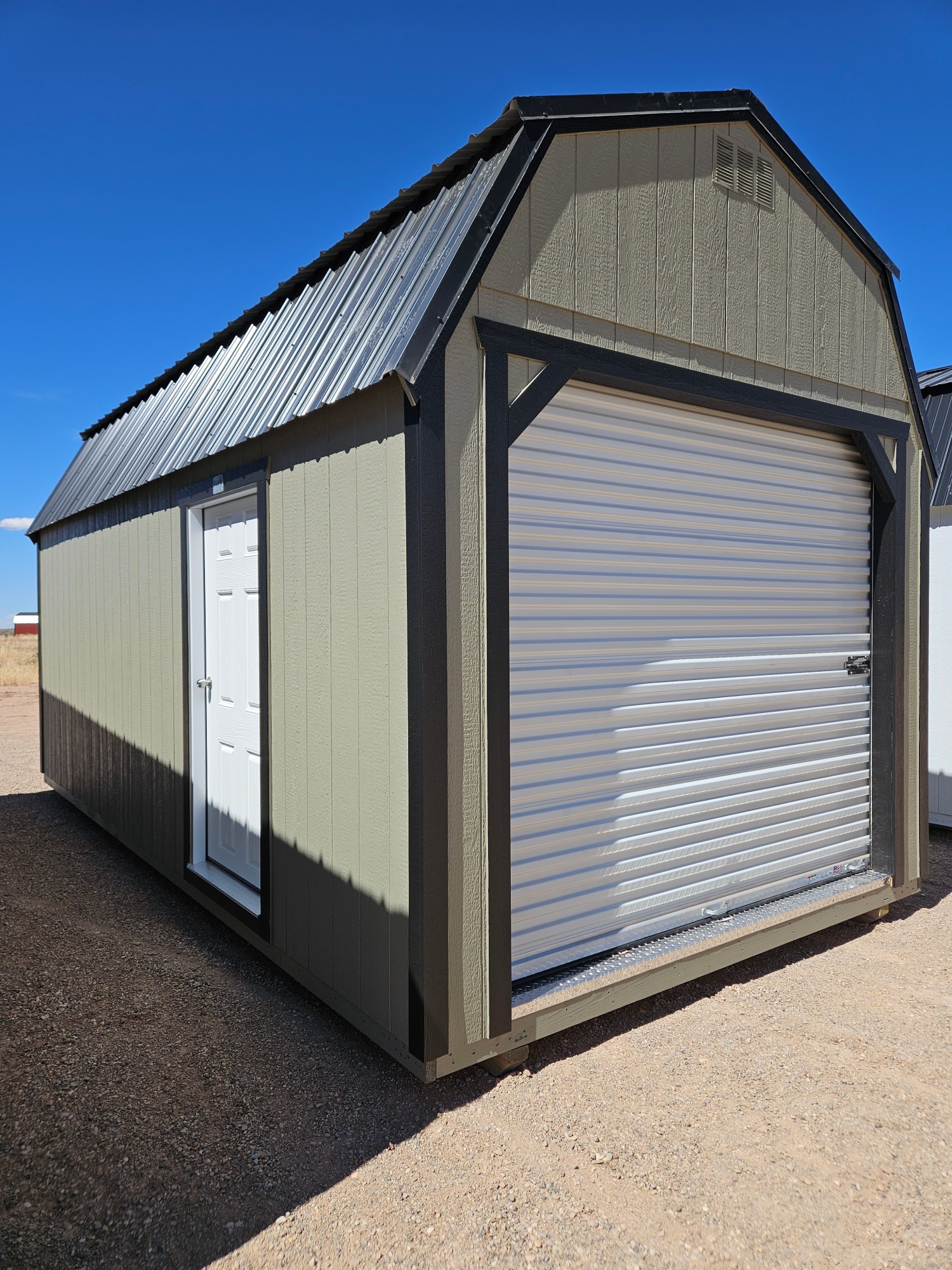 Lofted Barn 8' Garage - 10x20