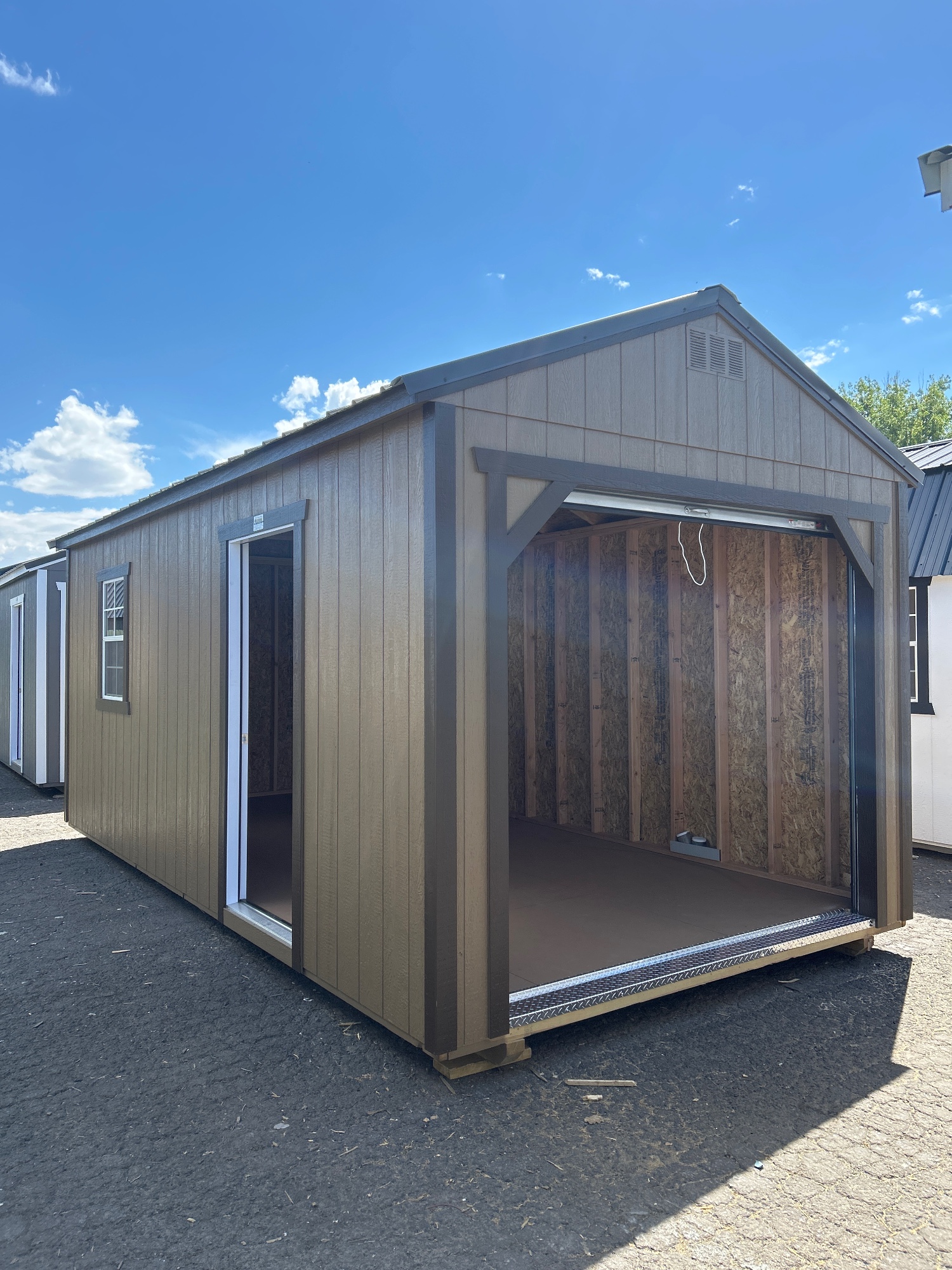 Utility 8' Garage - 10x20