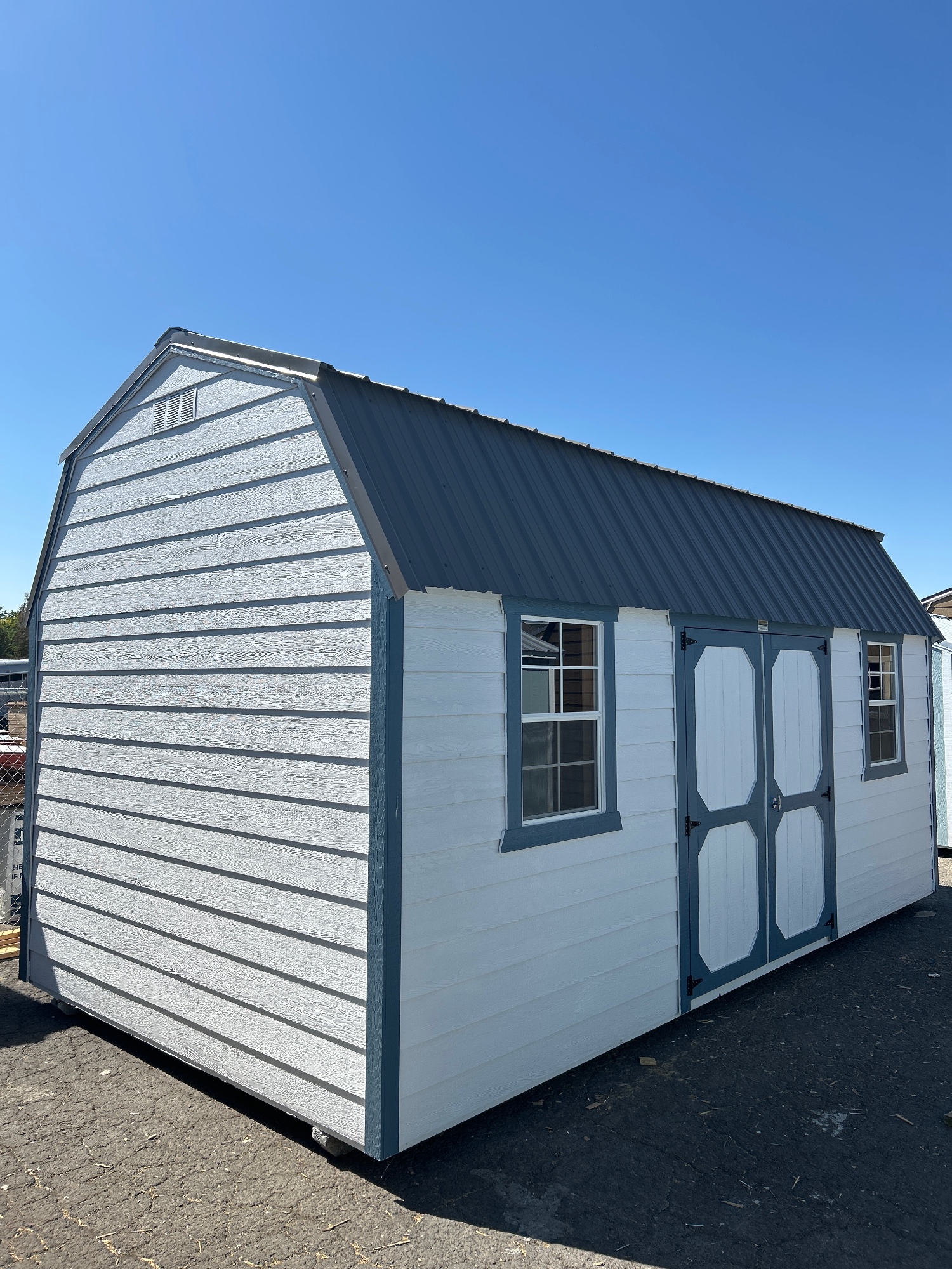Lofted Barn - 10x20