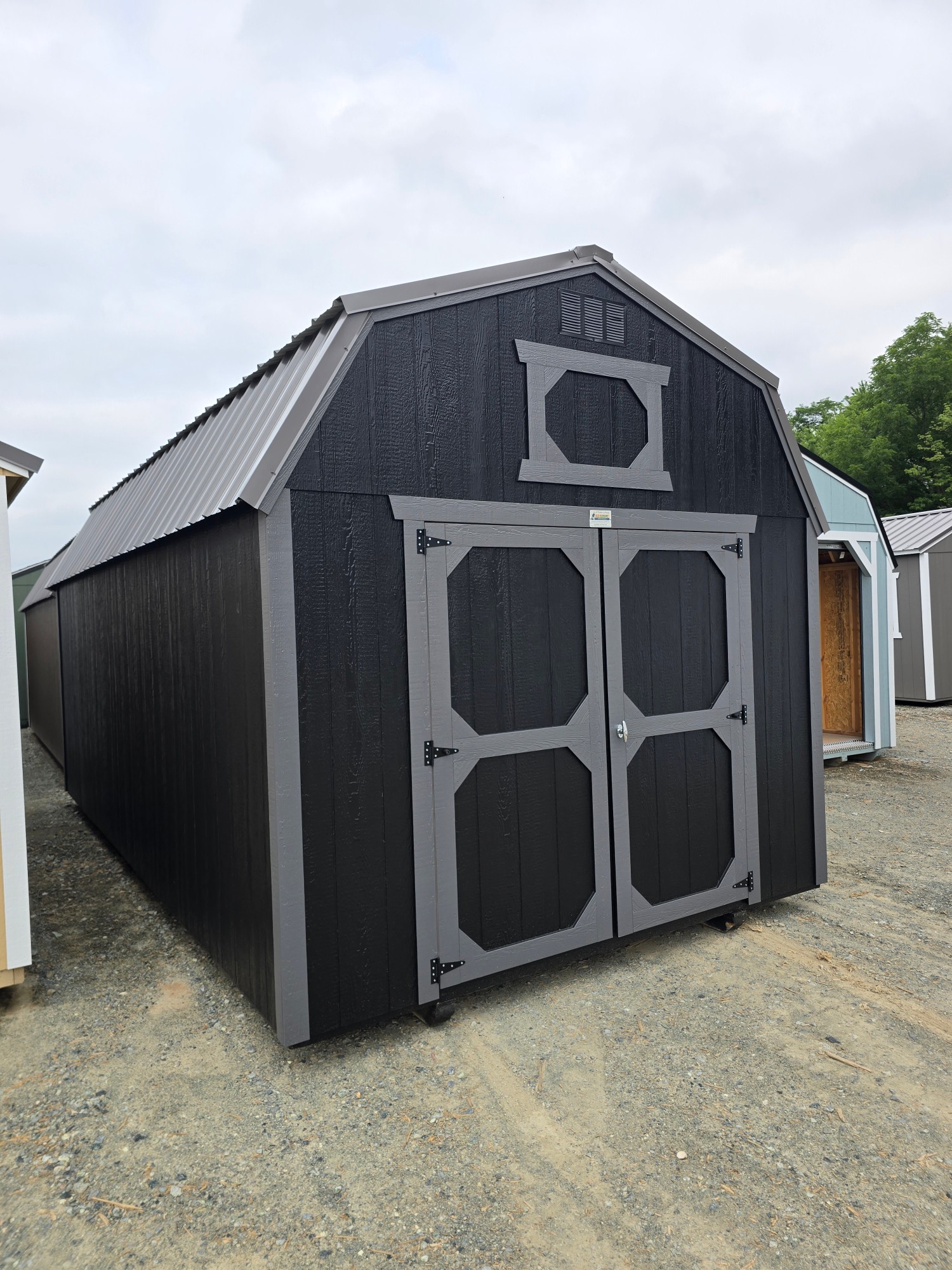 Lofted Barn - 10x20