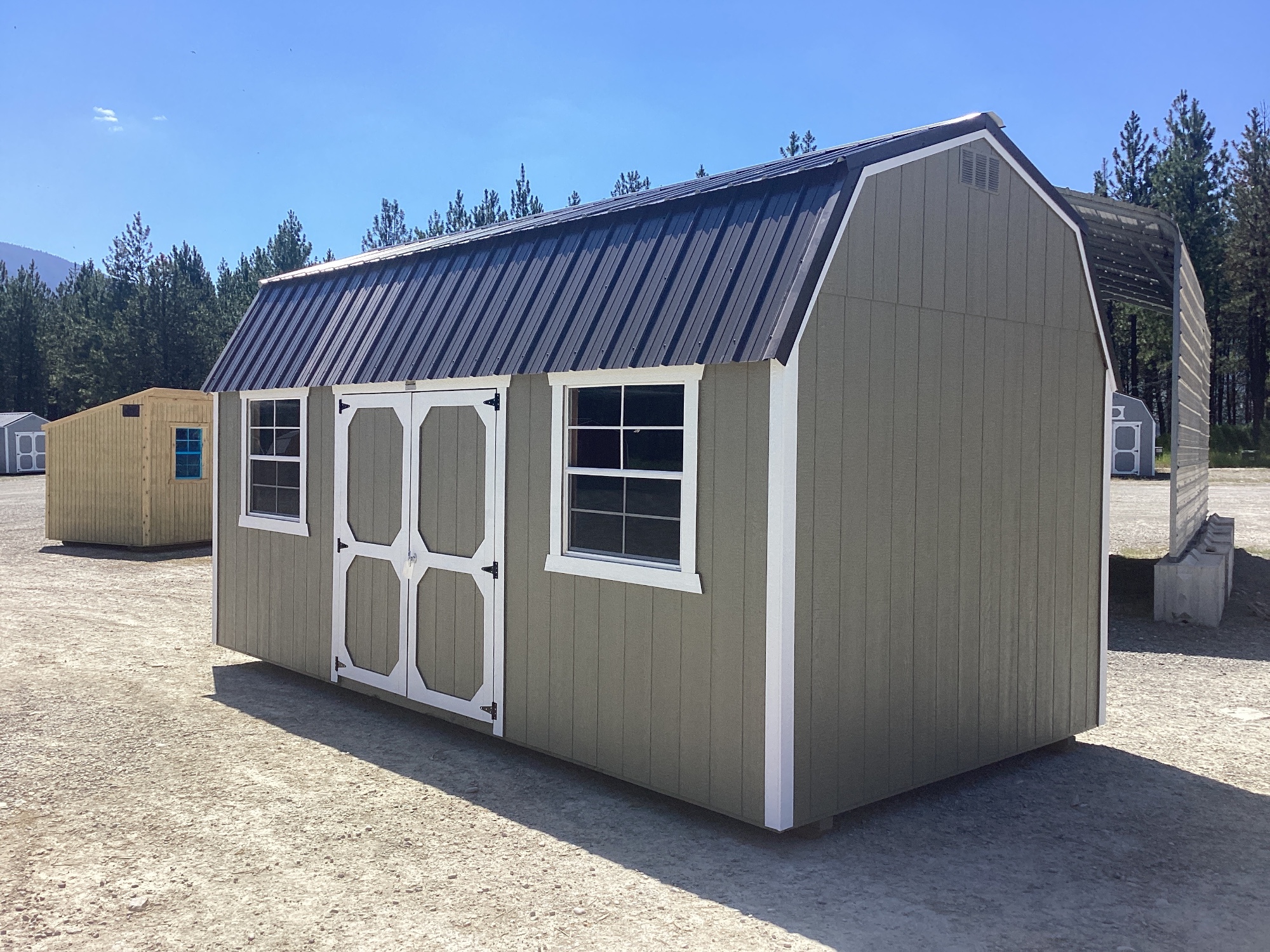 Lofted Barn - 10x20