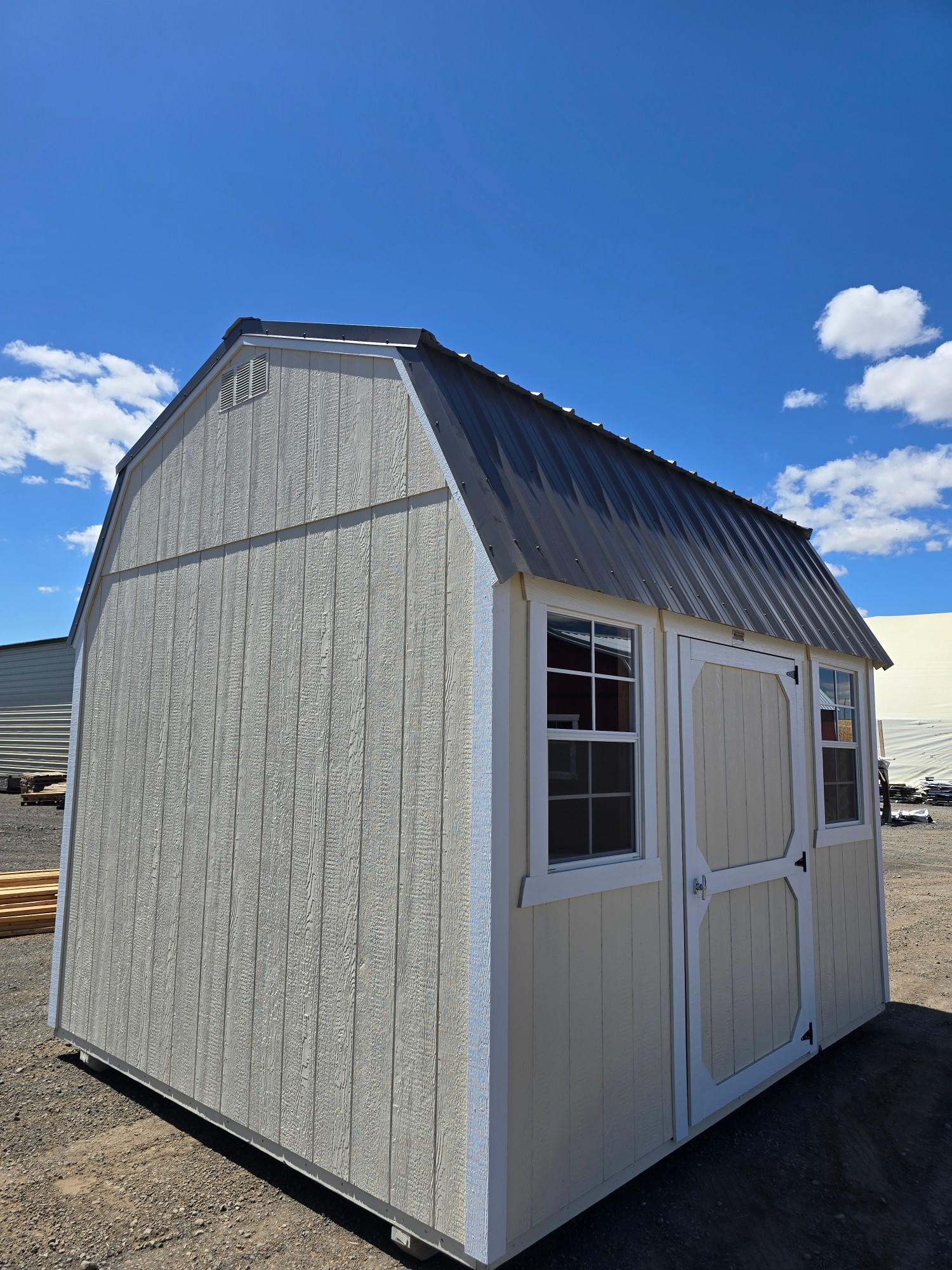 Lofted Barn - 10x12