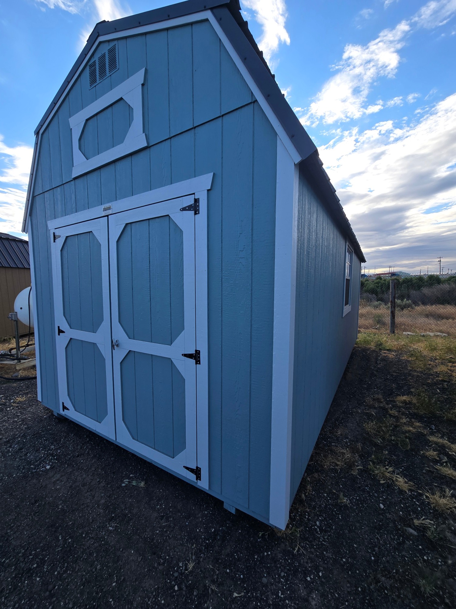 Lofted Barn - 10x20