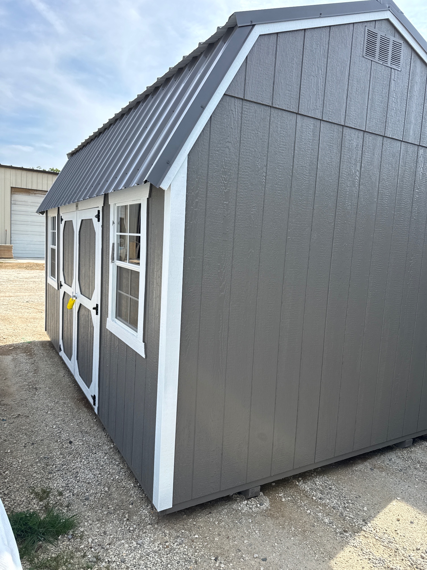 Lofted Barn - 10x16