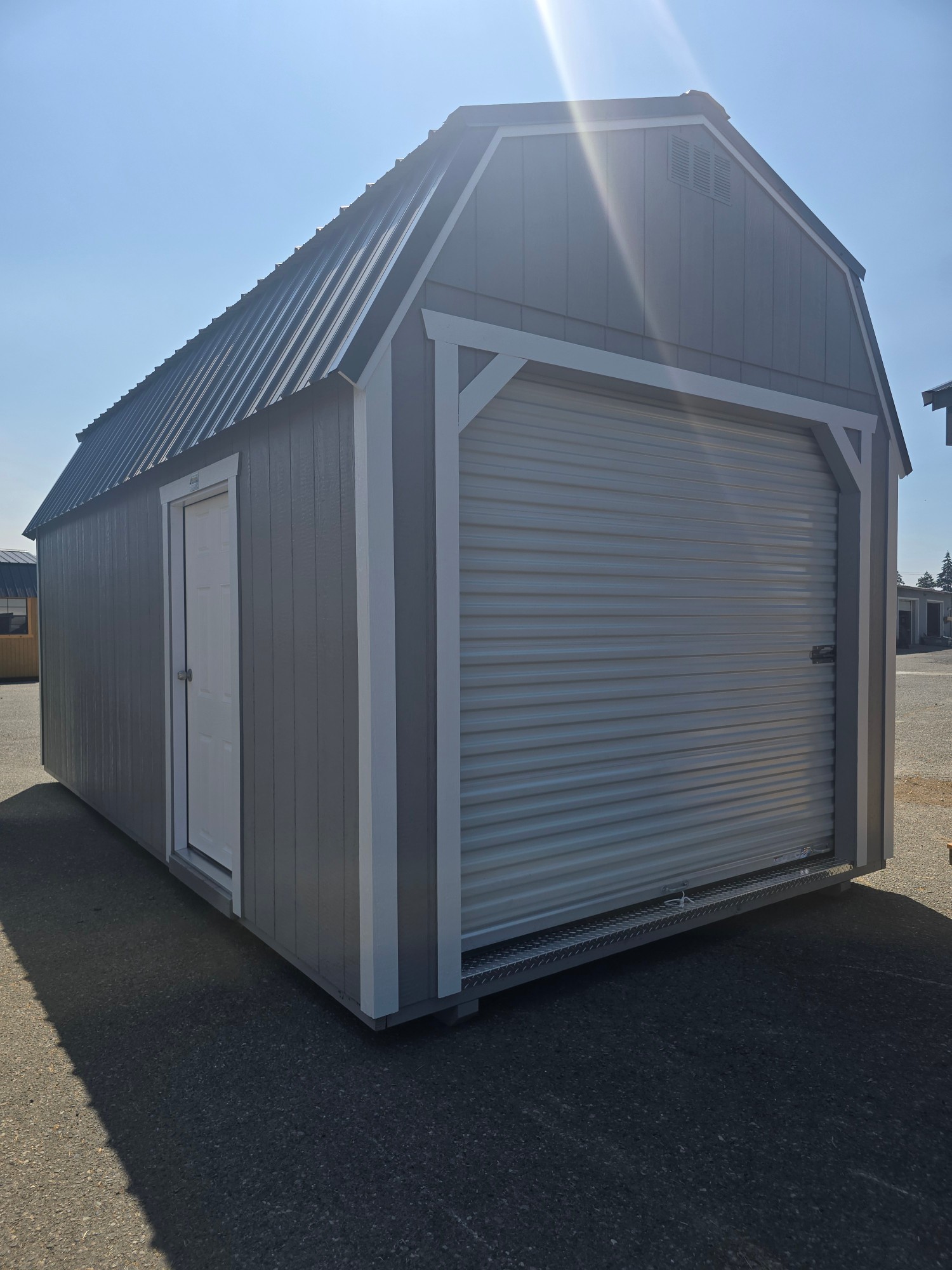 Lofted Barn 8' Garage - 10x20