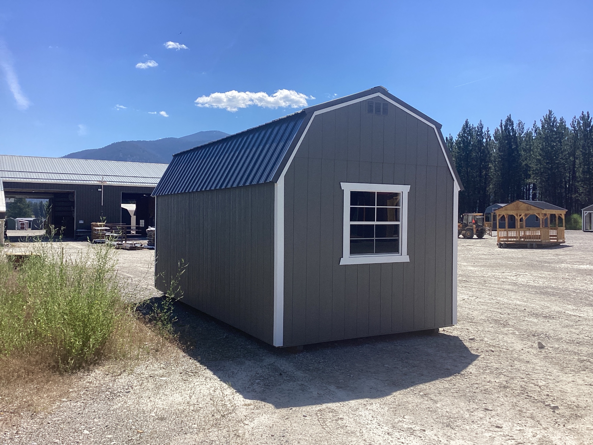 Lofted Barn - 10x20