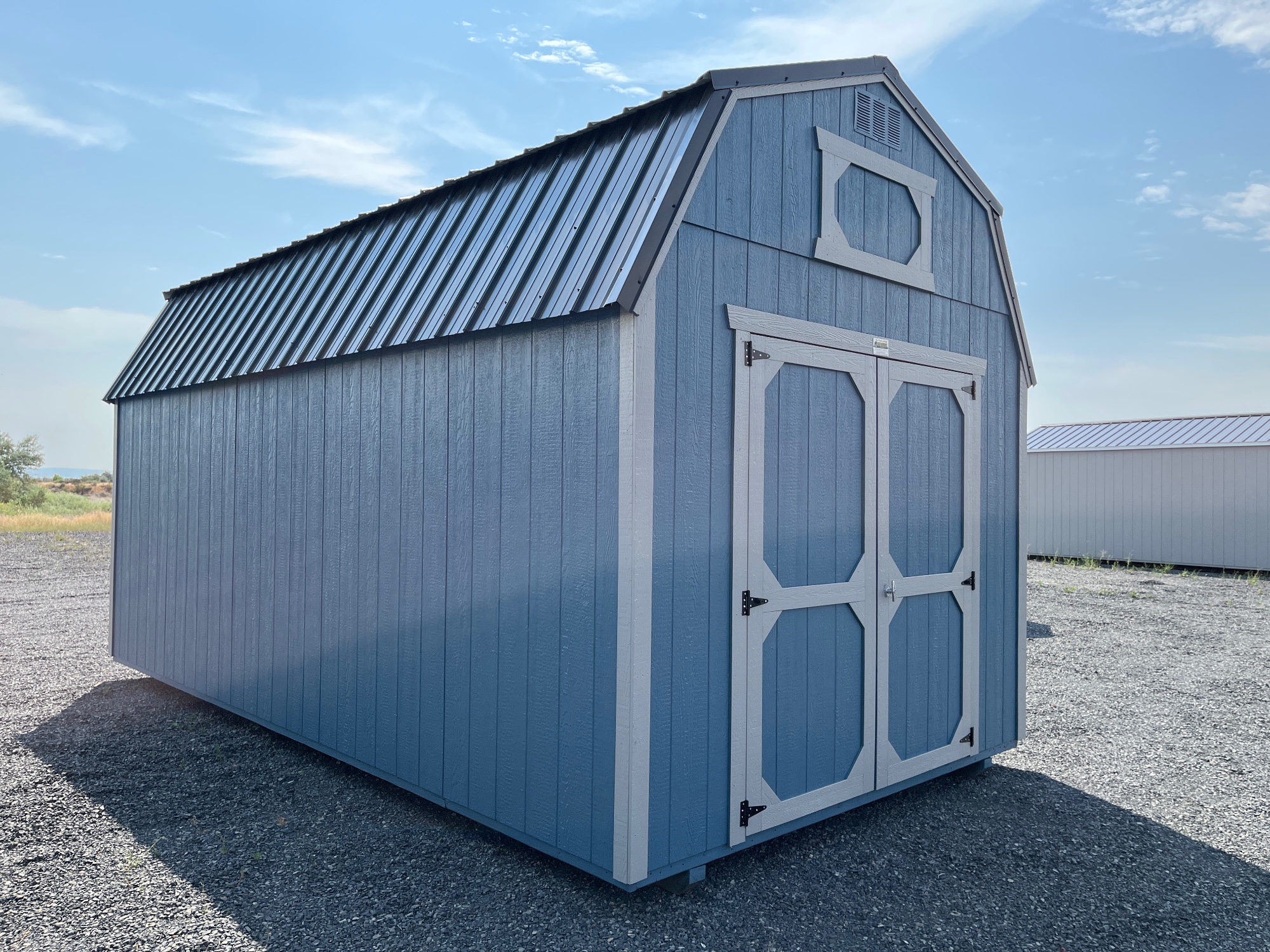 Lofted Barn - 10x20