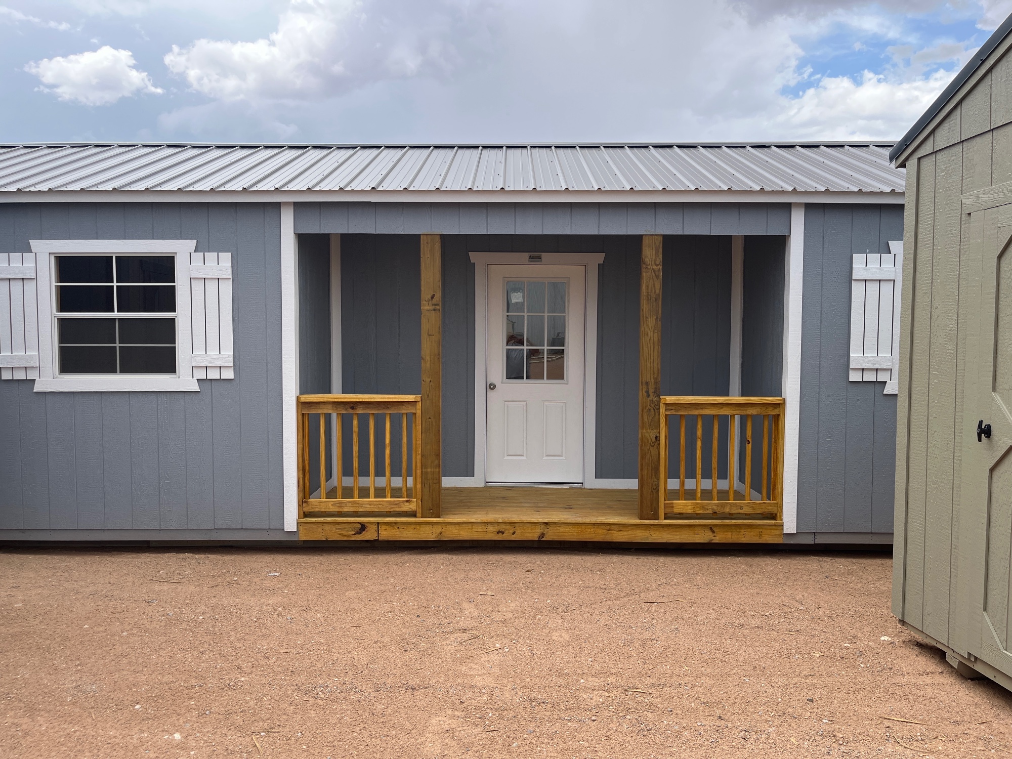 Utility Center Porch - 12x40