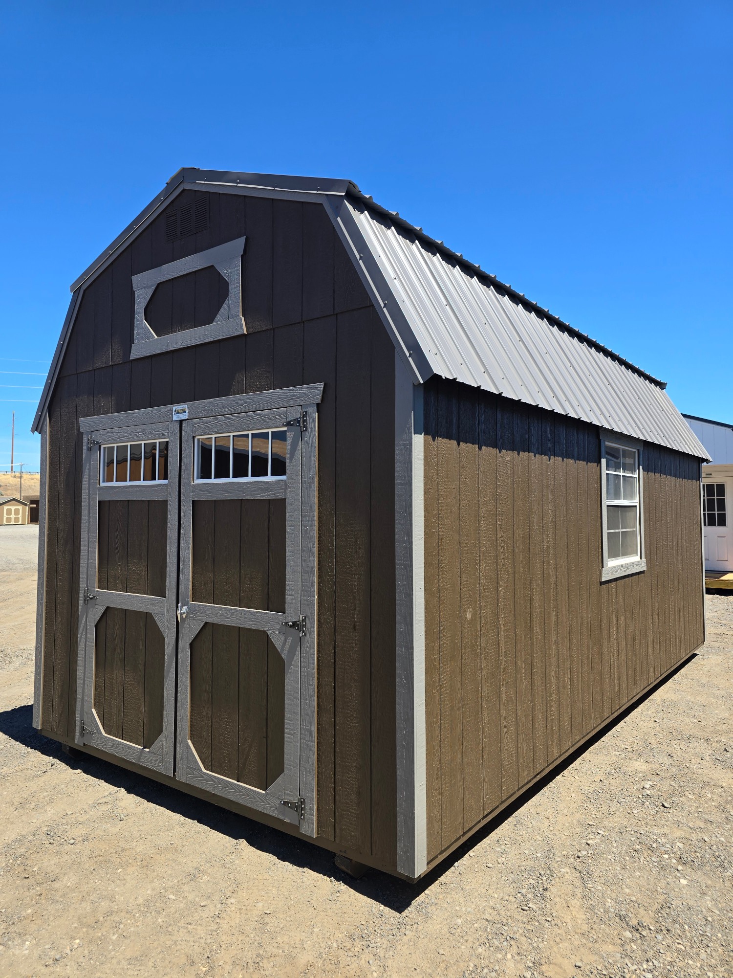 Lofted Barn - 10x20