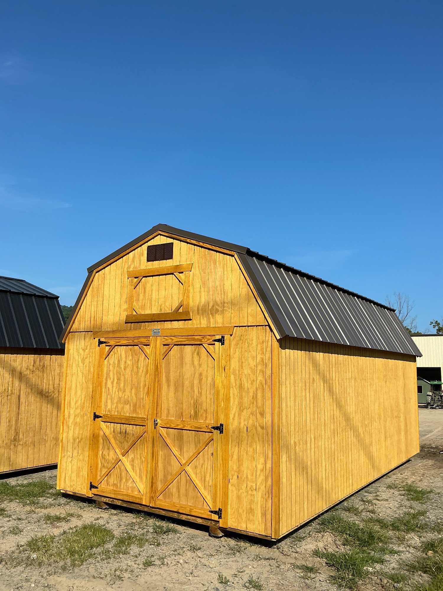 Lofted Barn - 10x20