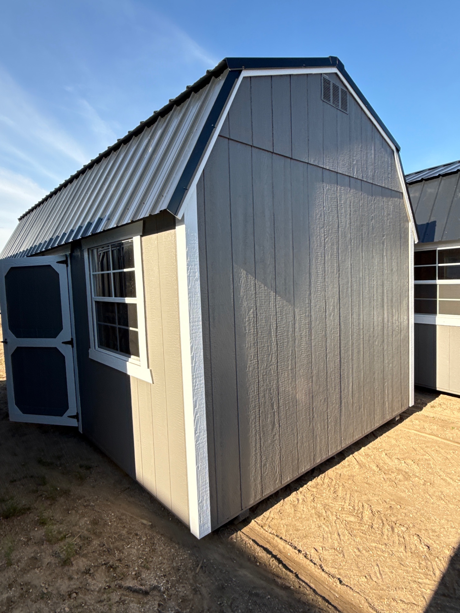 Lofted Barn - 10x20