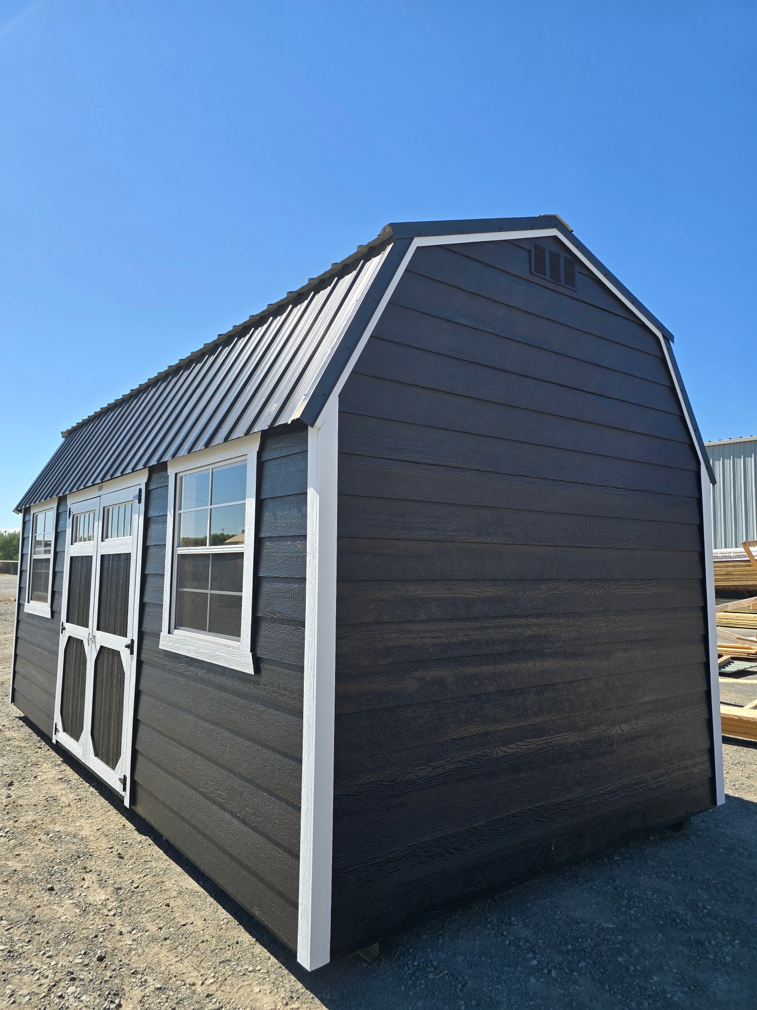 Lofted Barn - 10x20