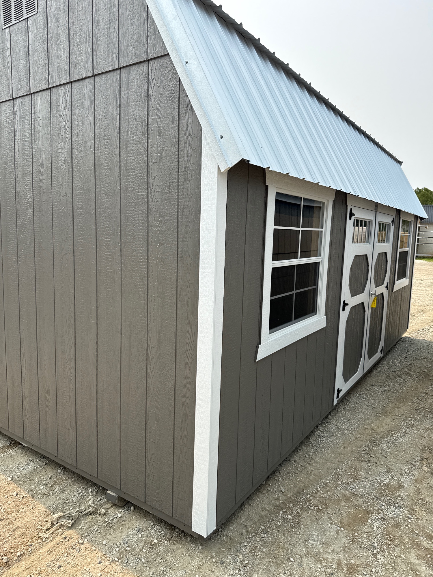 Lofted Barn - 10x20
