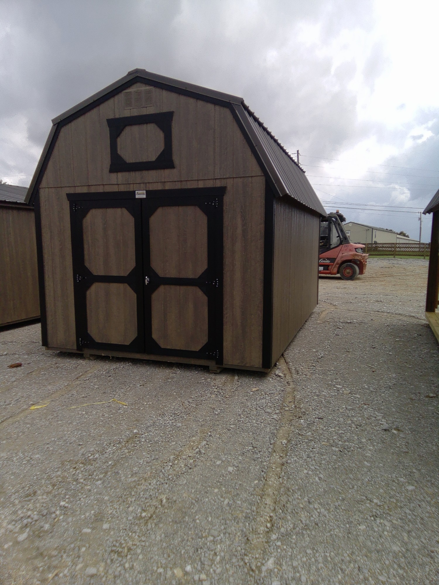 Lofted Barn - 10x16