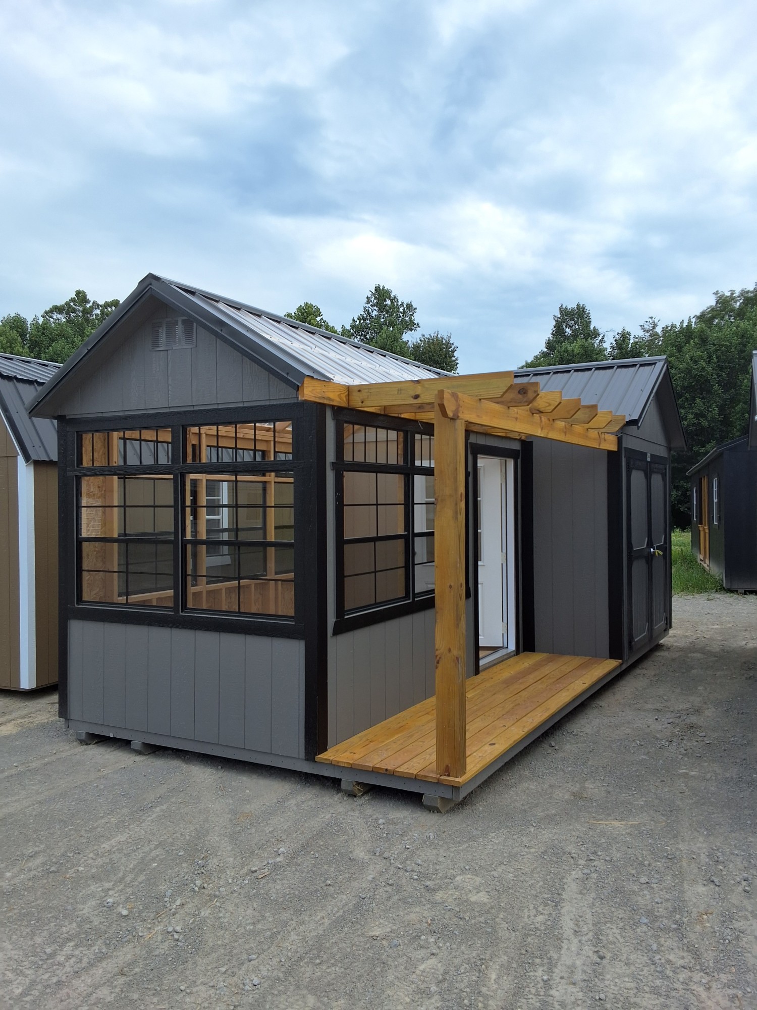 Utility Side Porch - 10x20