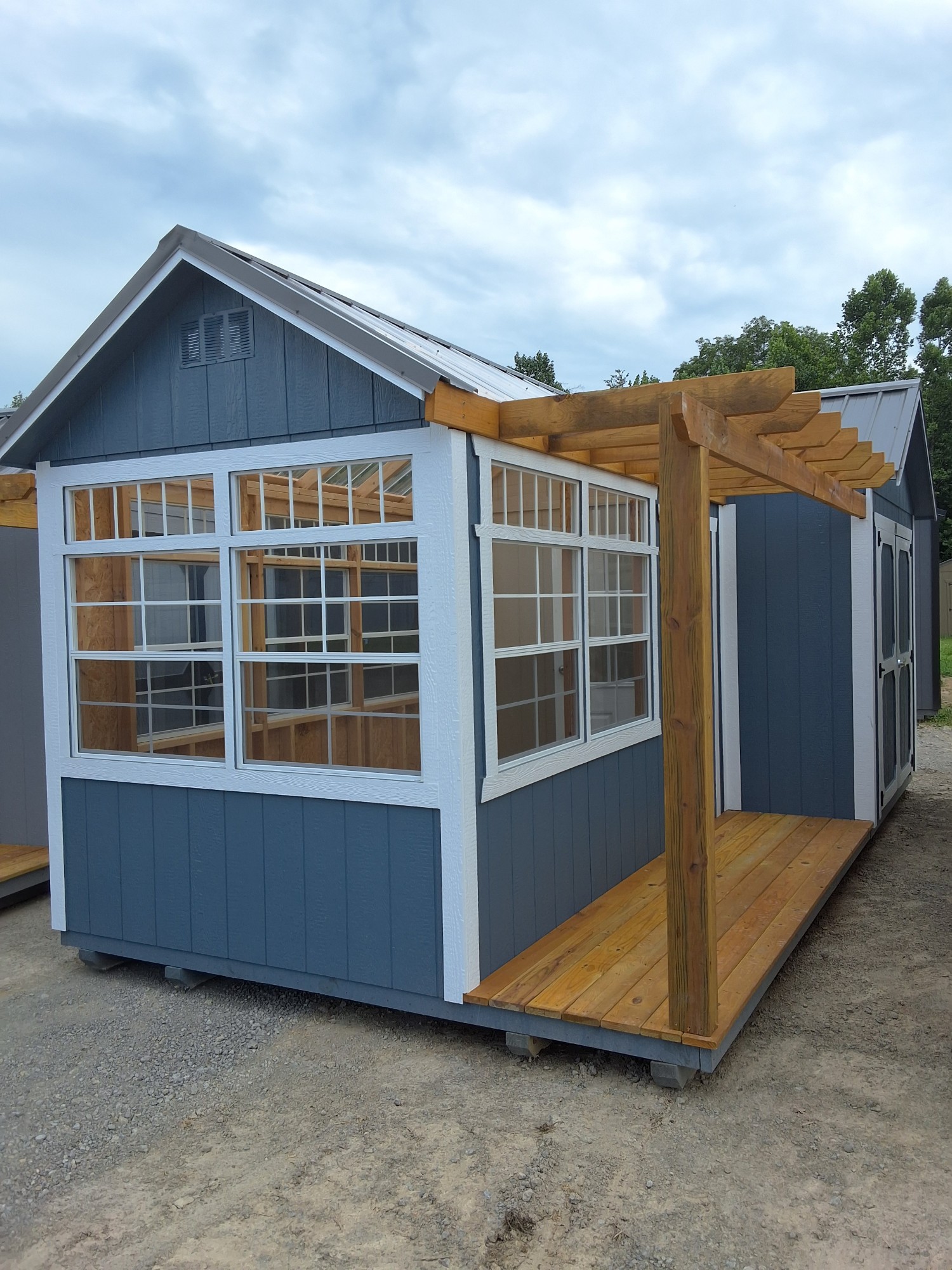 Utility Side Porch - 10x20