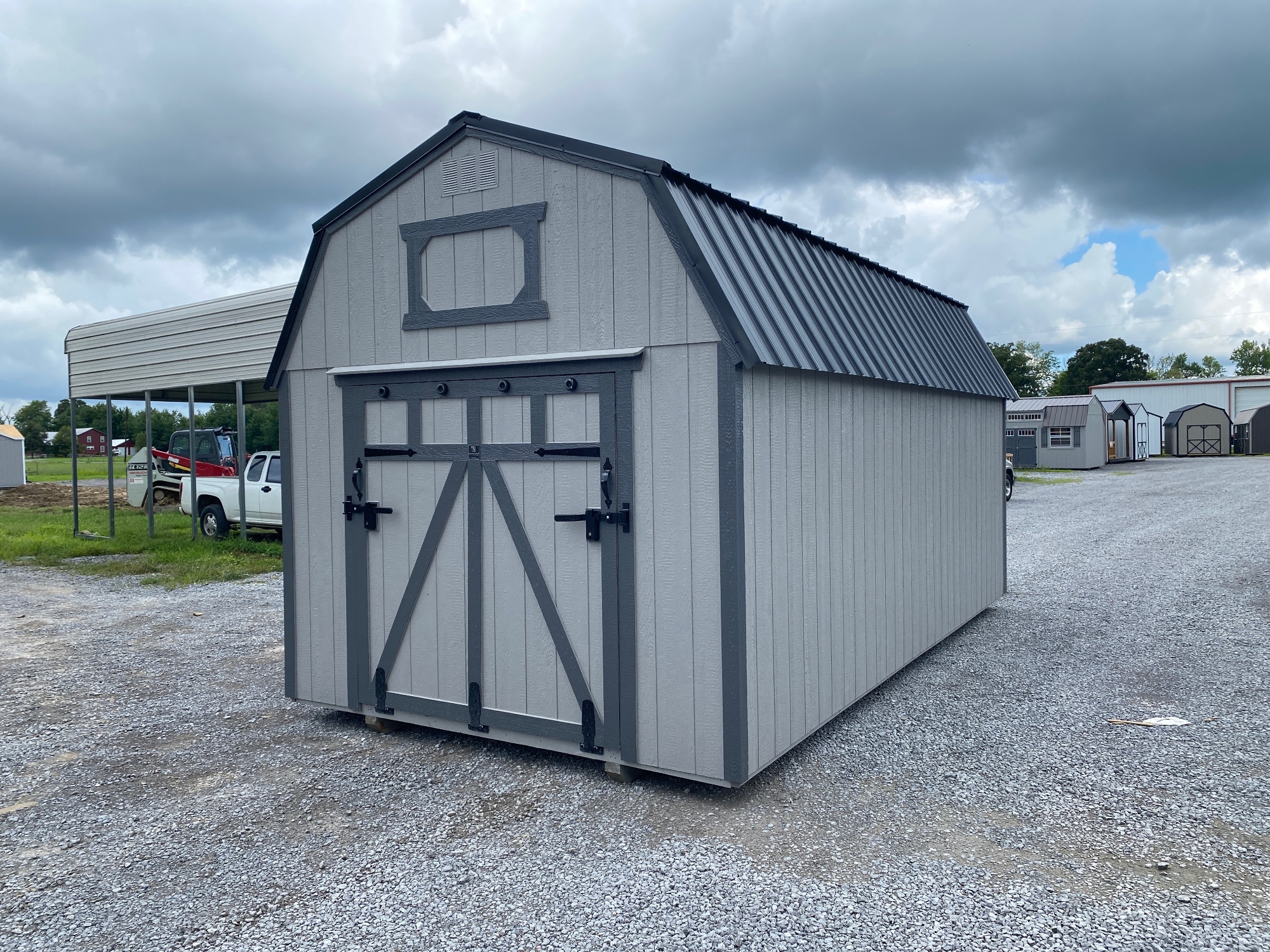 Lofted Barn - 10x20
