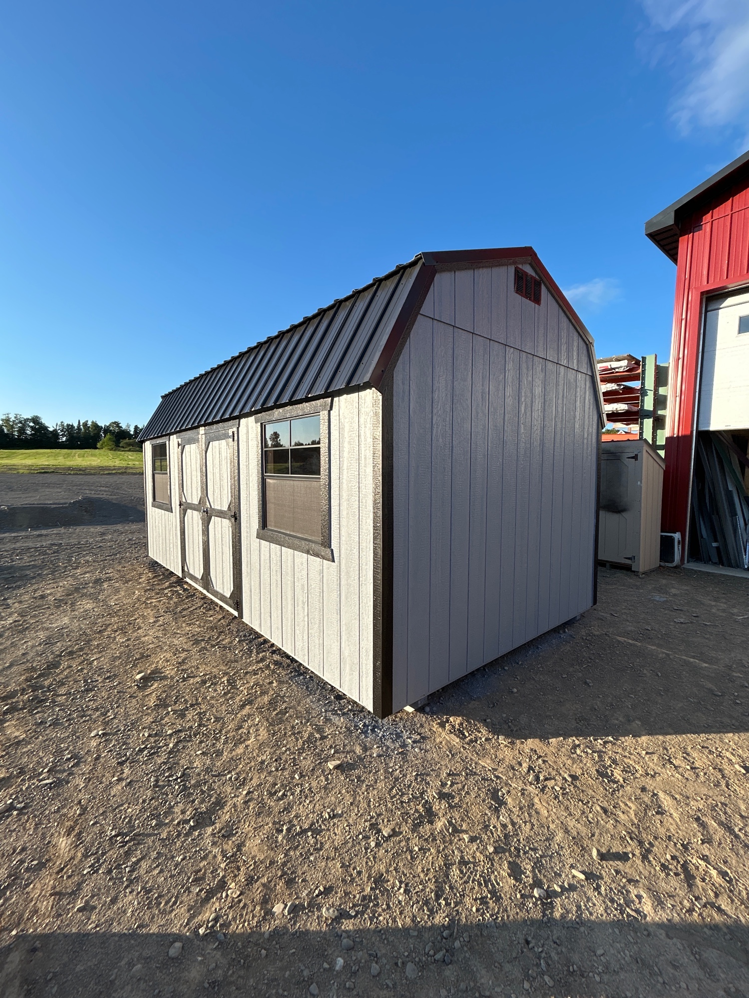 Lofted Barn - 10x20
