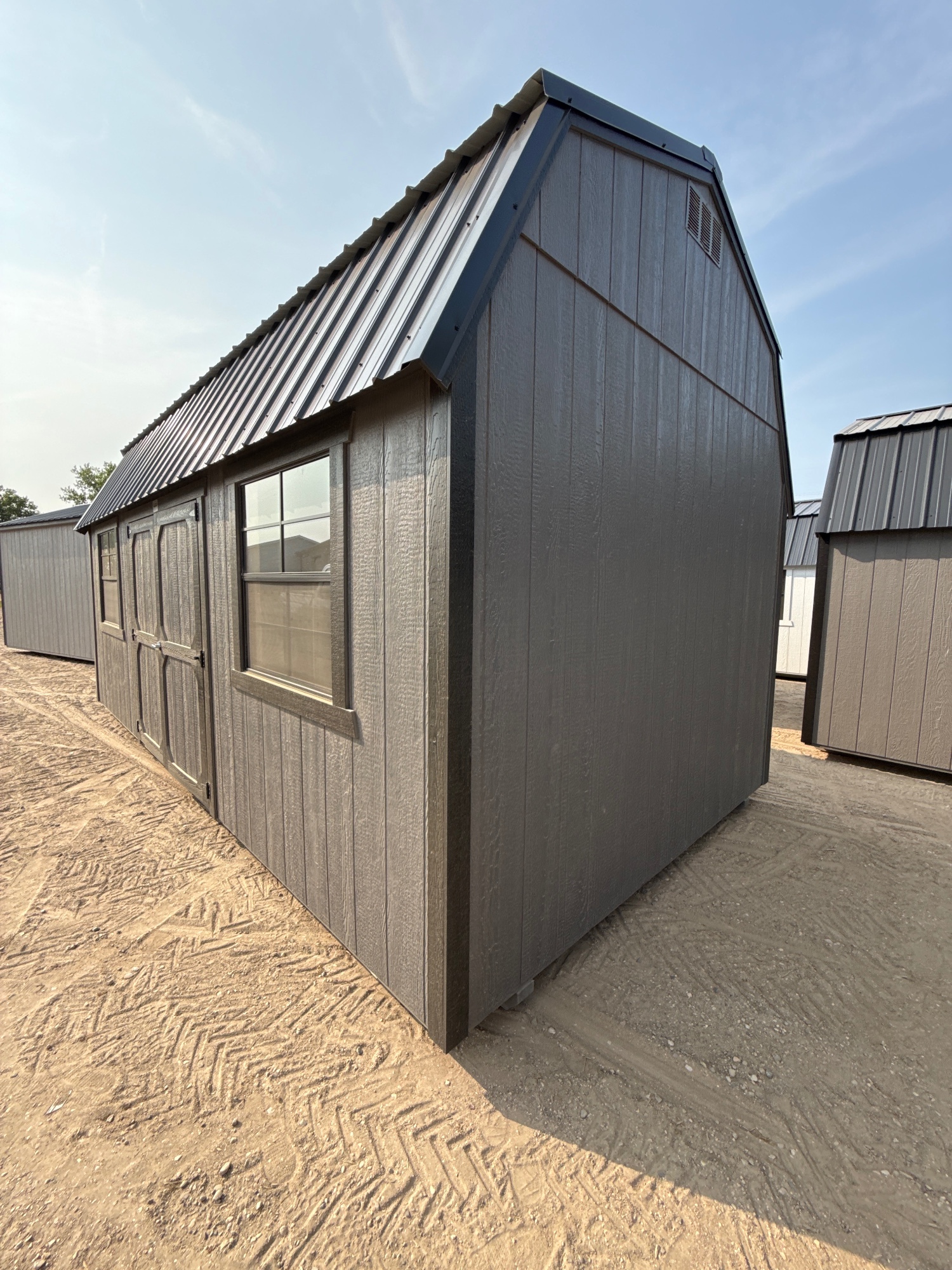 Lofted Barn - 10x20