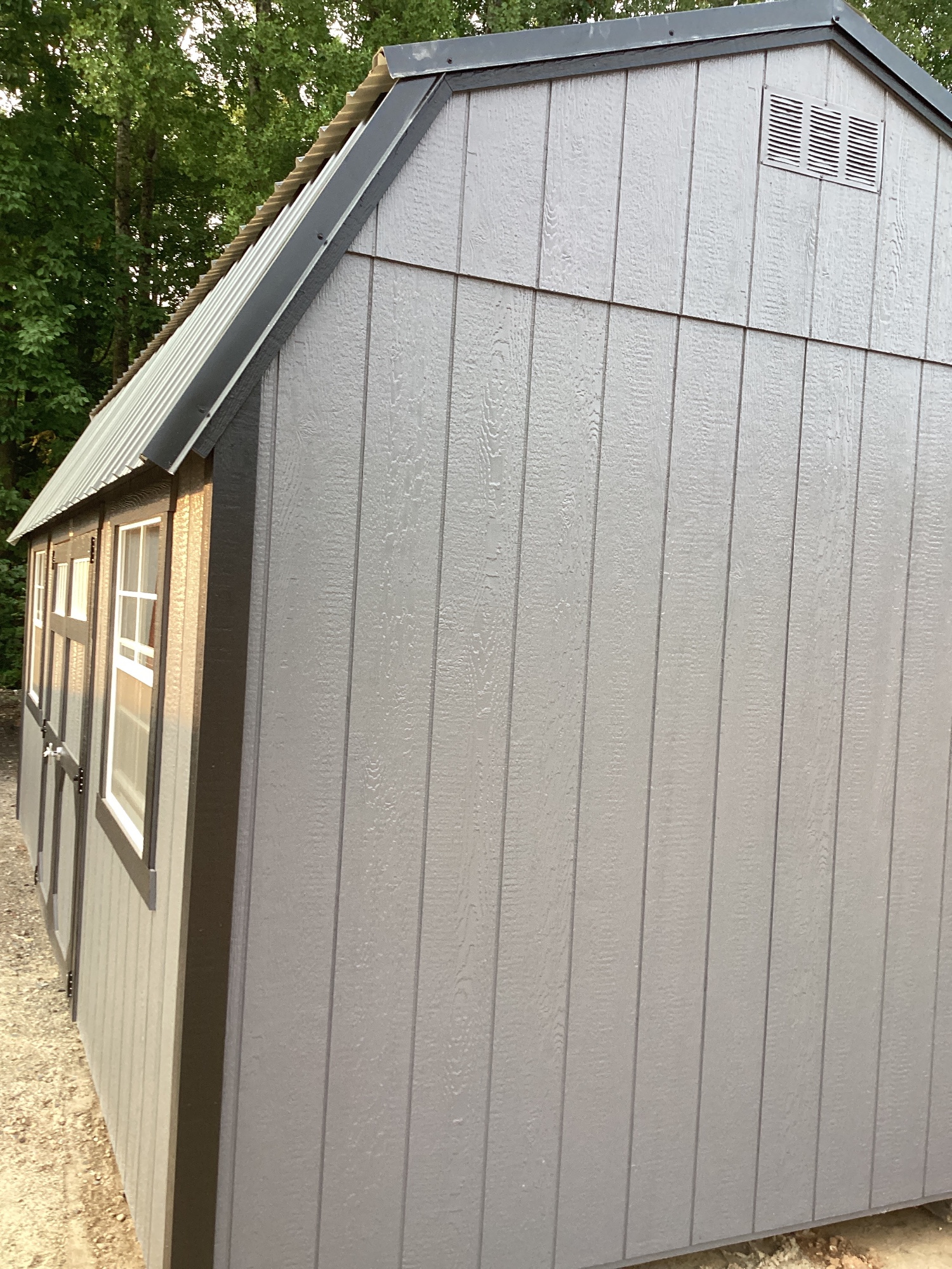Lofted Barn - 10x20
