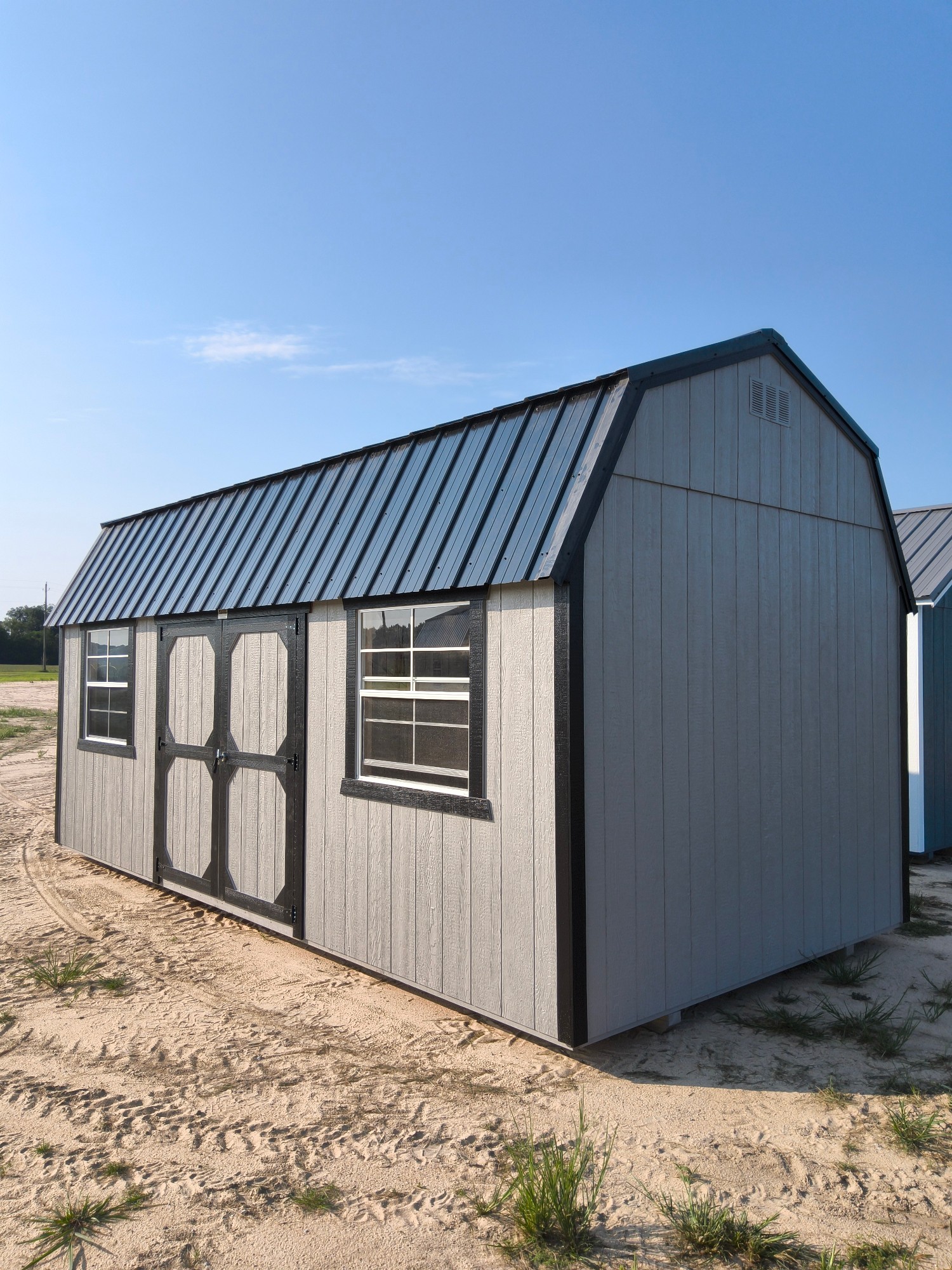 Lofted Barn - 10x20