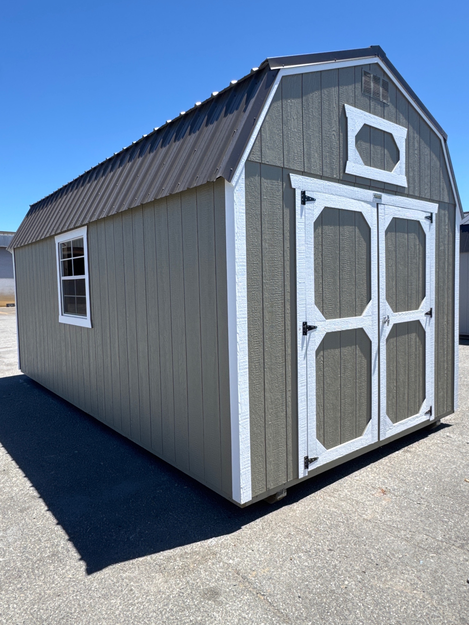 Lofted Barn - 10x20